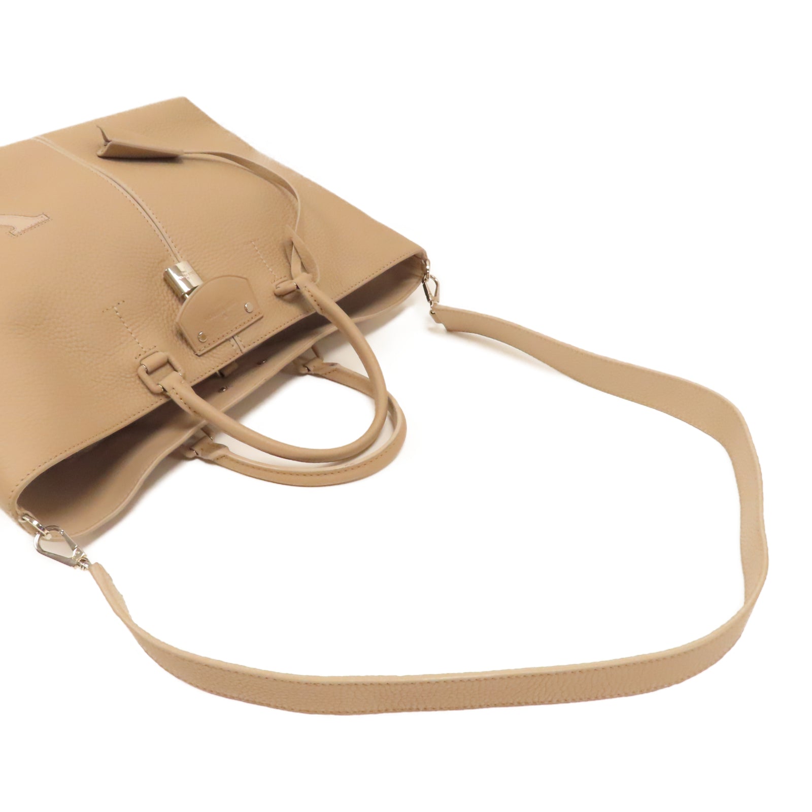 LOUIS VUITTON Taurillon Pernelle銀扣肩背袋大象灰