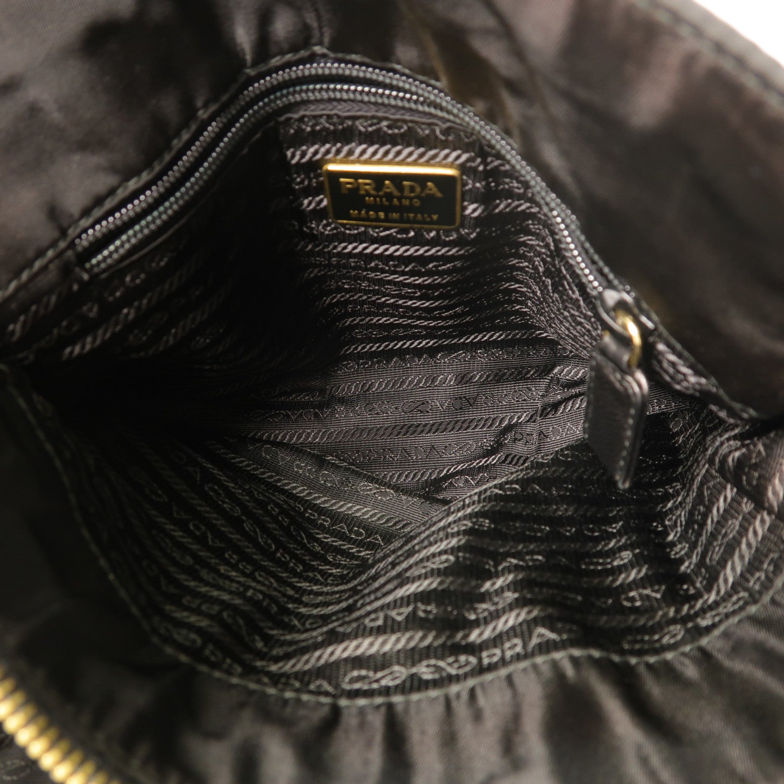 PRADA 尼龍Tote Bag金扣鏈帶肩背袋