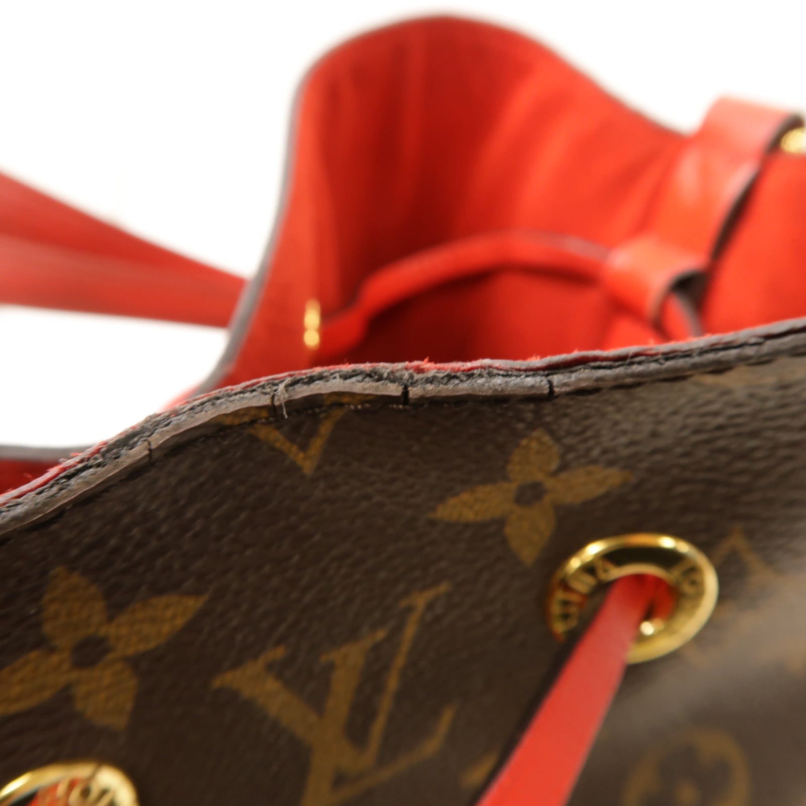 LOUIS VUITTON Monogram Neo Noe金扣肩背袋棕色/紅色