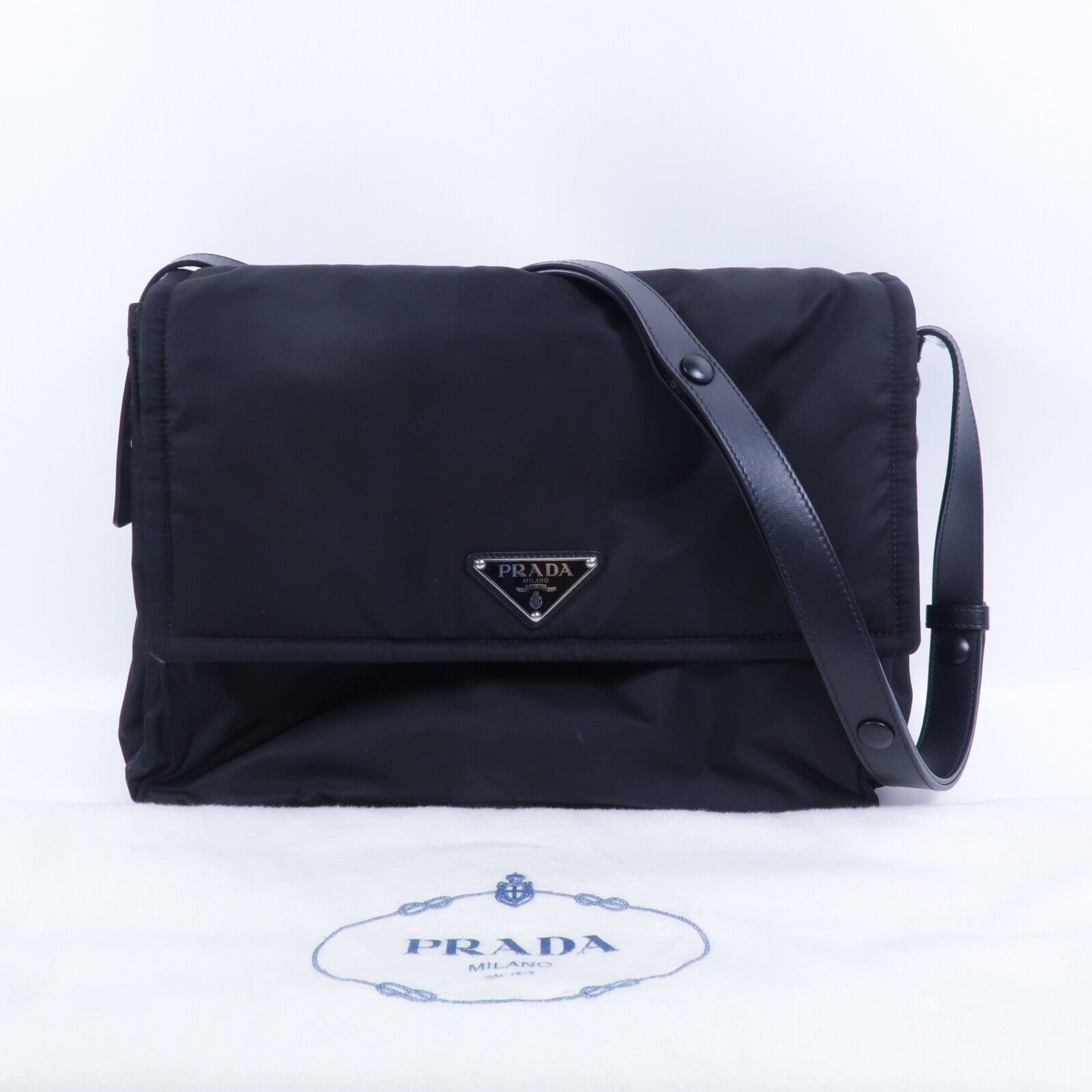 PRADA 尼龍Traveller Large Padded Re-Nylon肩背袋