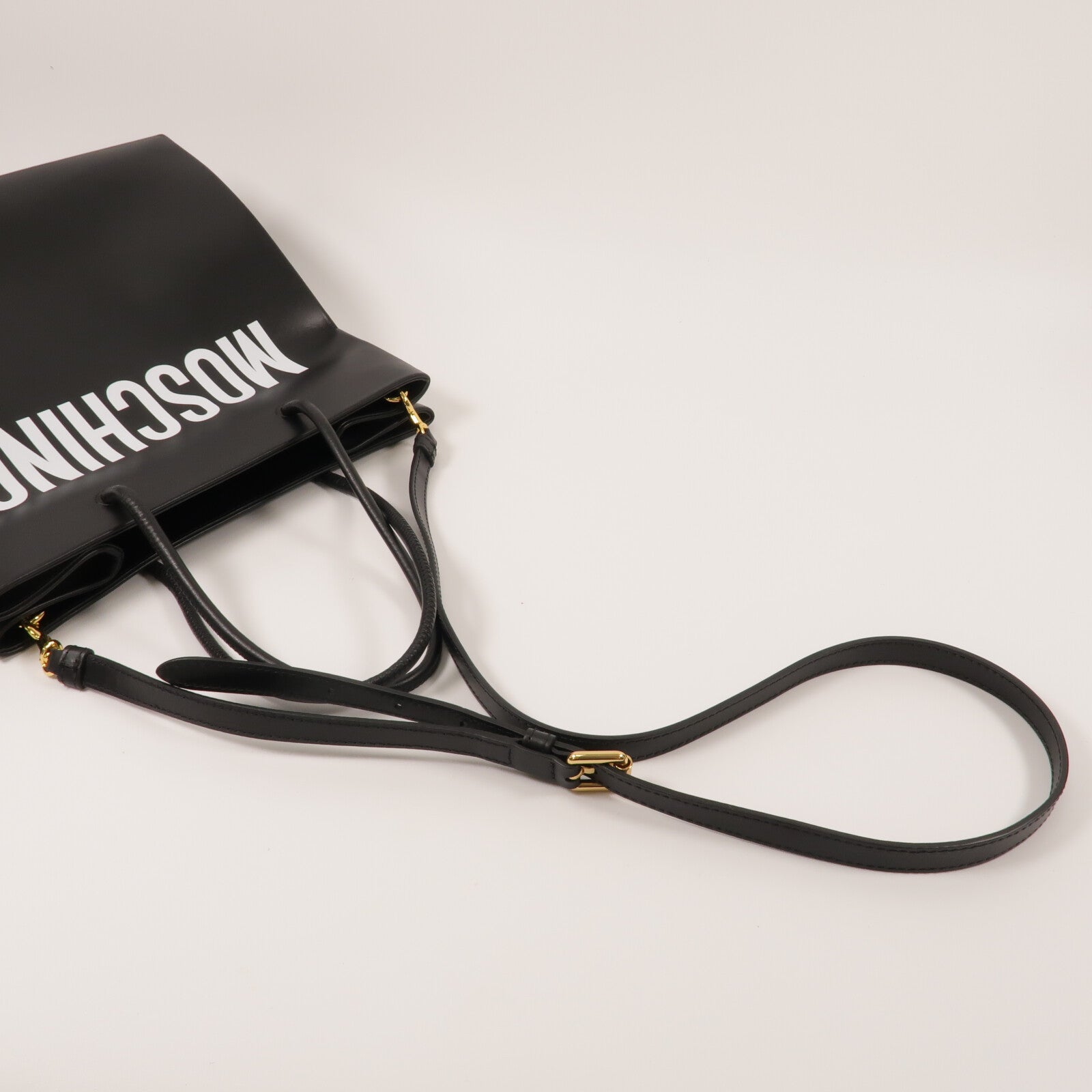 MOSCHINO 牛皮皮革2 Way Shoulder手挽肩背兩用袋