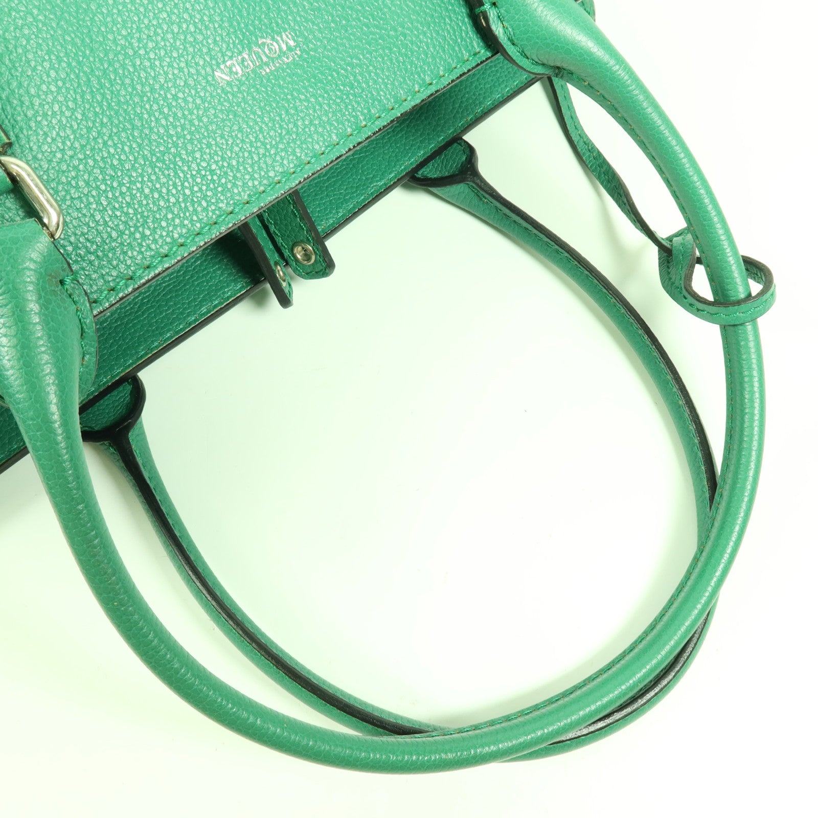 Alexander McQueen 牛皮皮革Mcqueen銀扣肩背袋