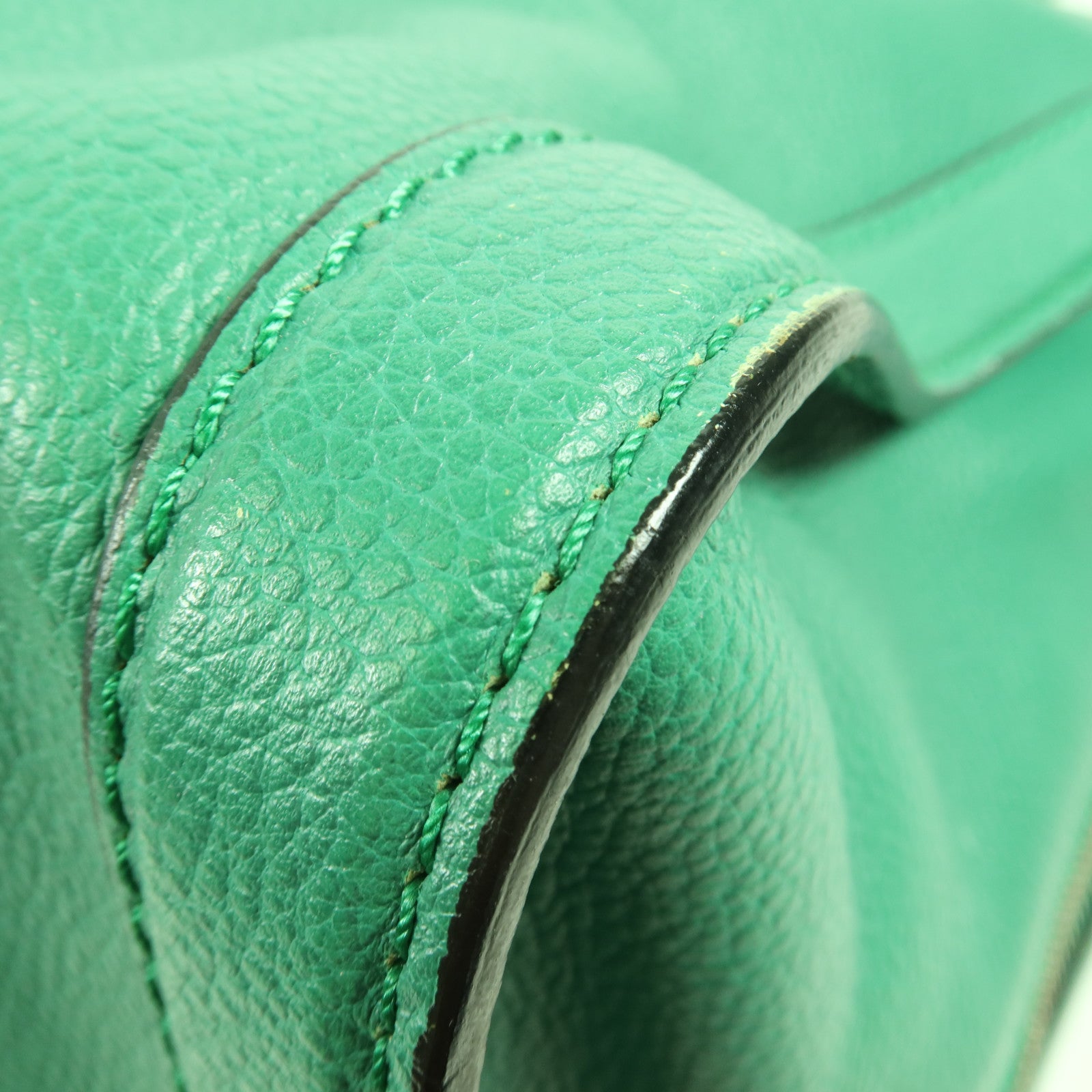 Alexander McQueen 牛皮皮革Mcqueen銀扣肩背袋