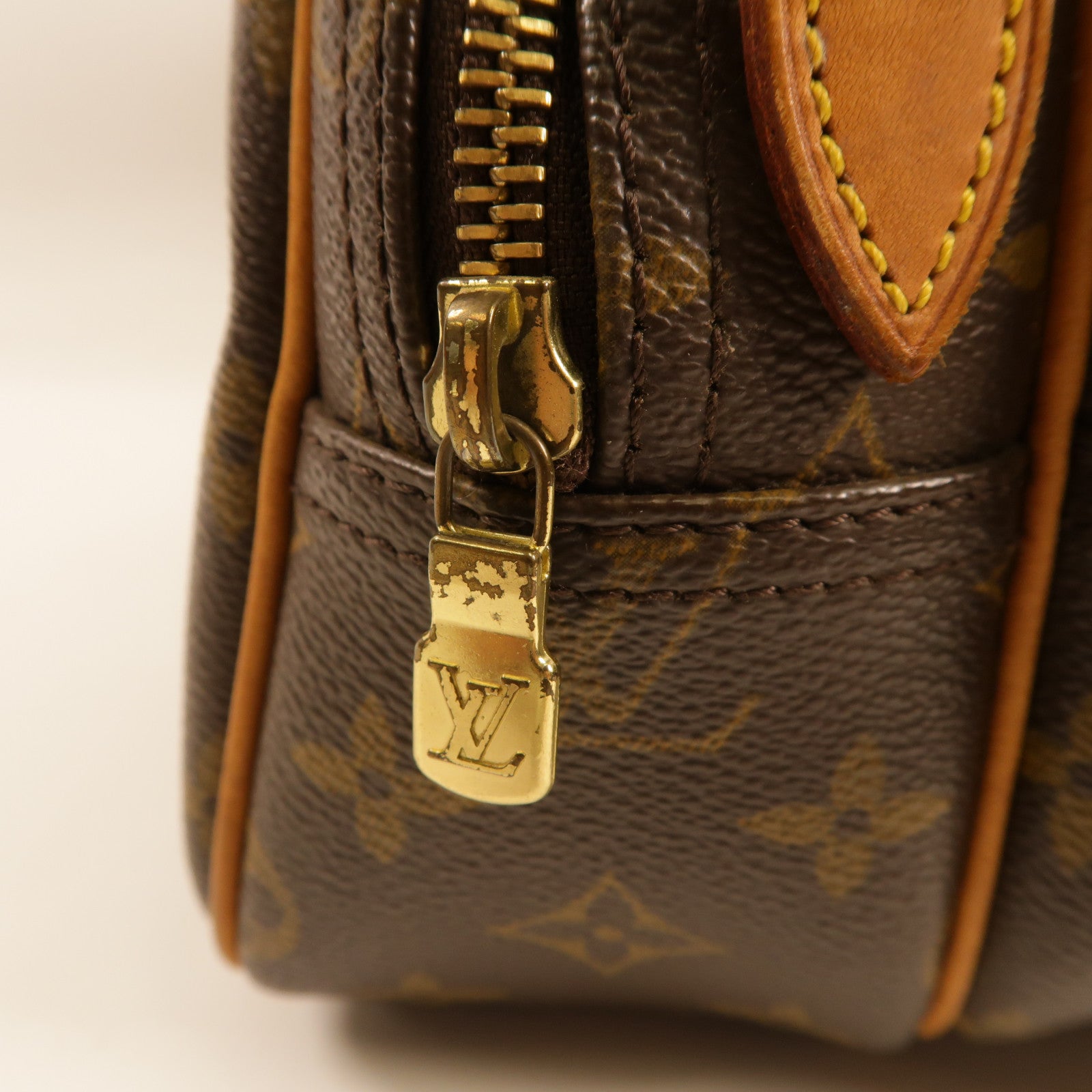 LOUIS VUITTON Monogram Reporter PM金扣肩背袋