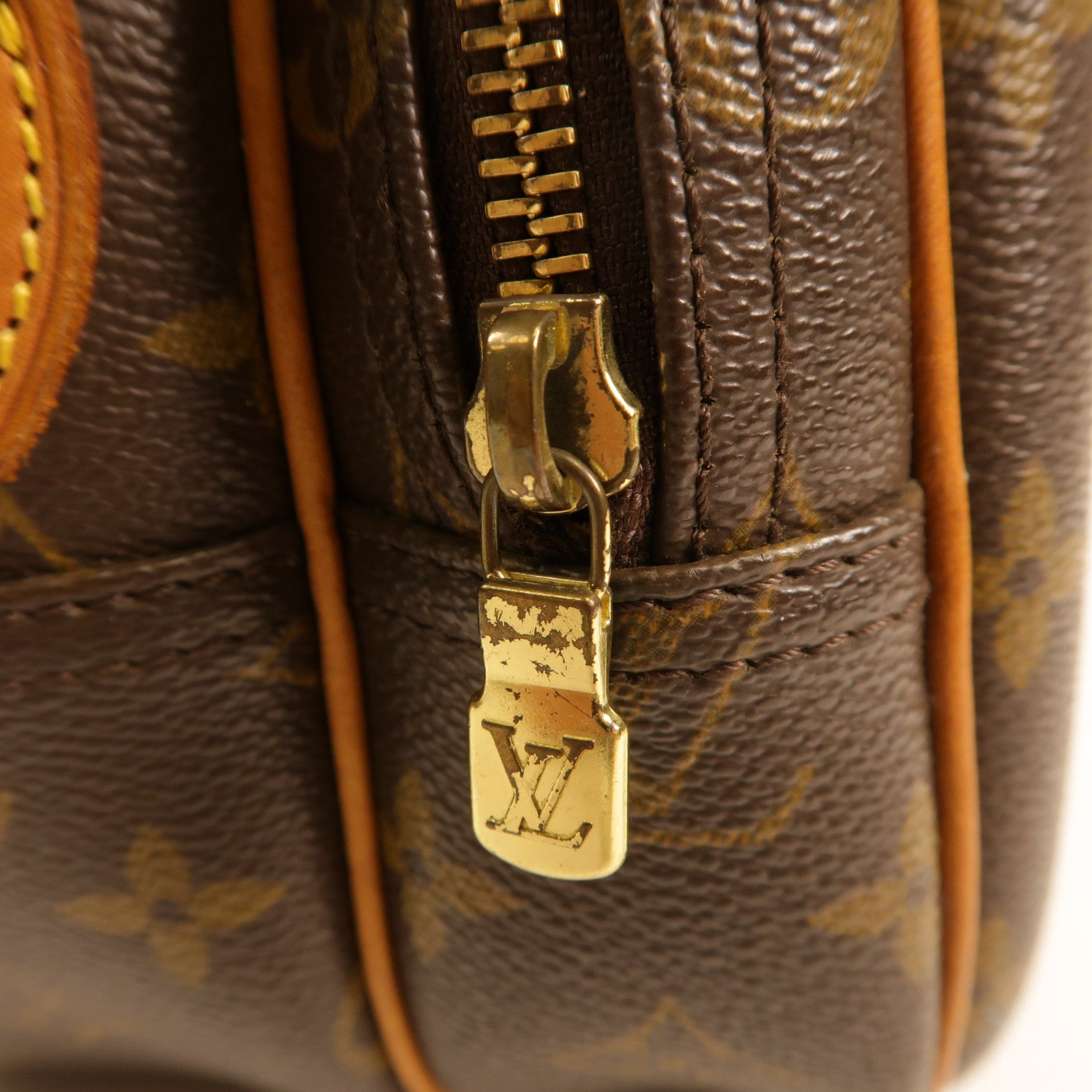 LOUIS VUITTON Monogram Reporter PM金扣肩背袋