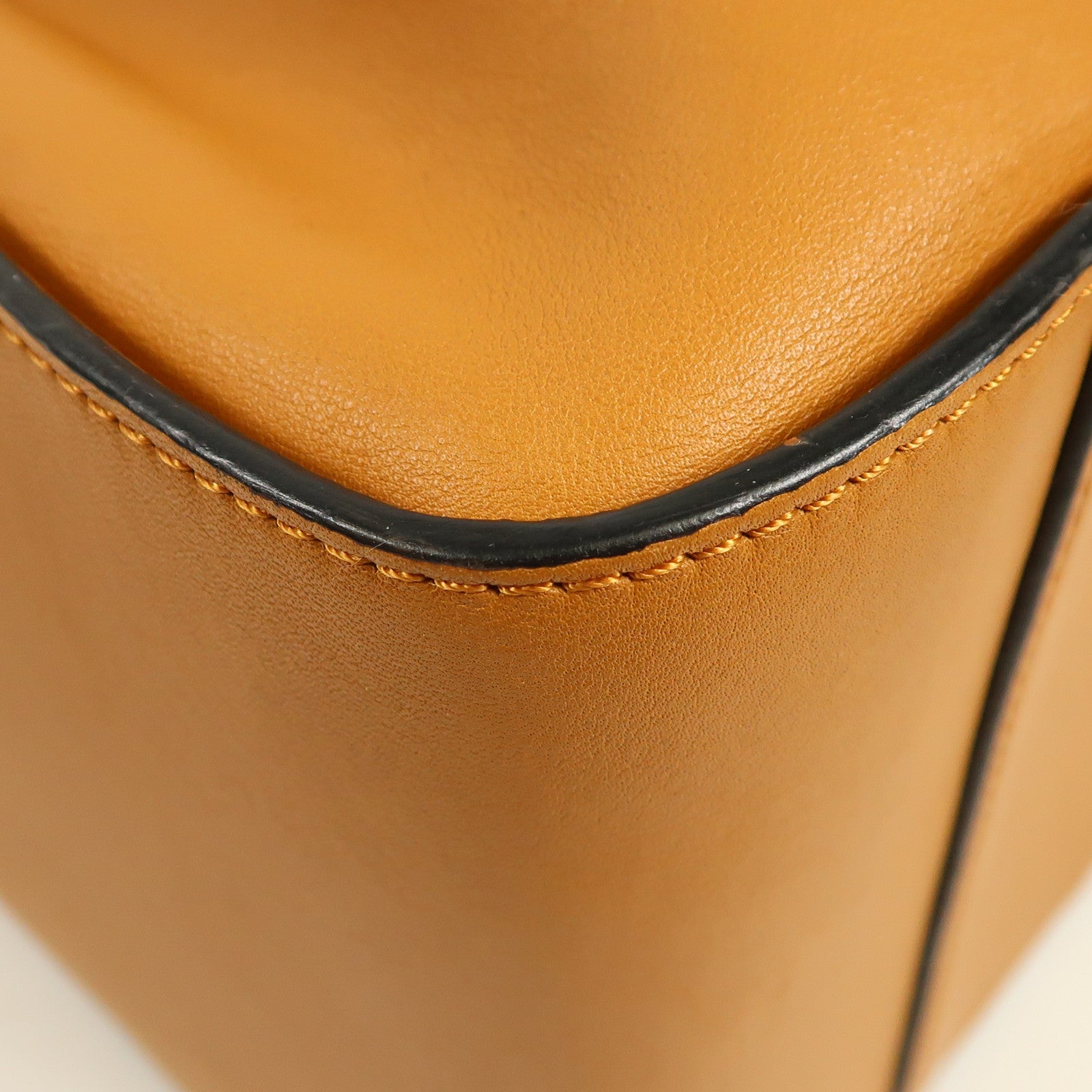 LOEWE 牛皮皮革Hammock銀扣手挽肩背兩用袋