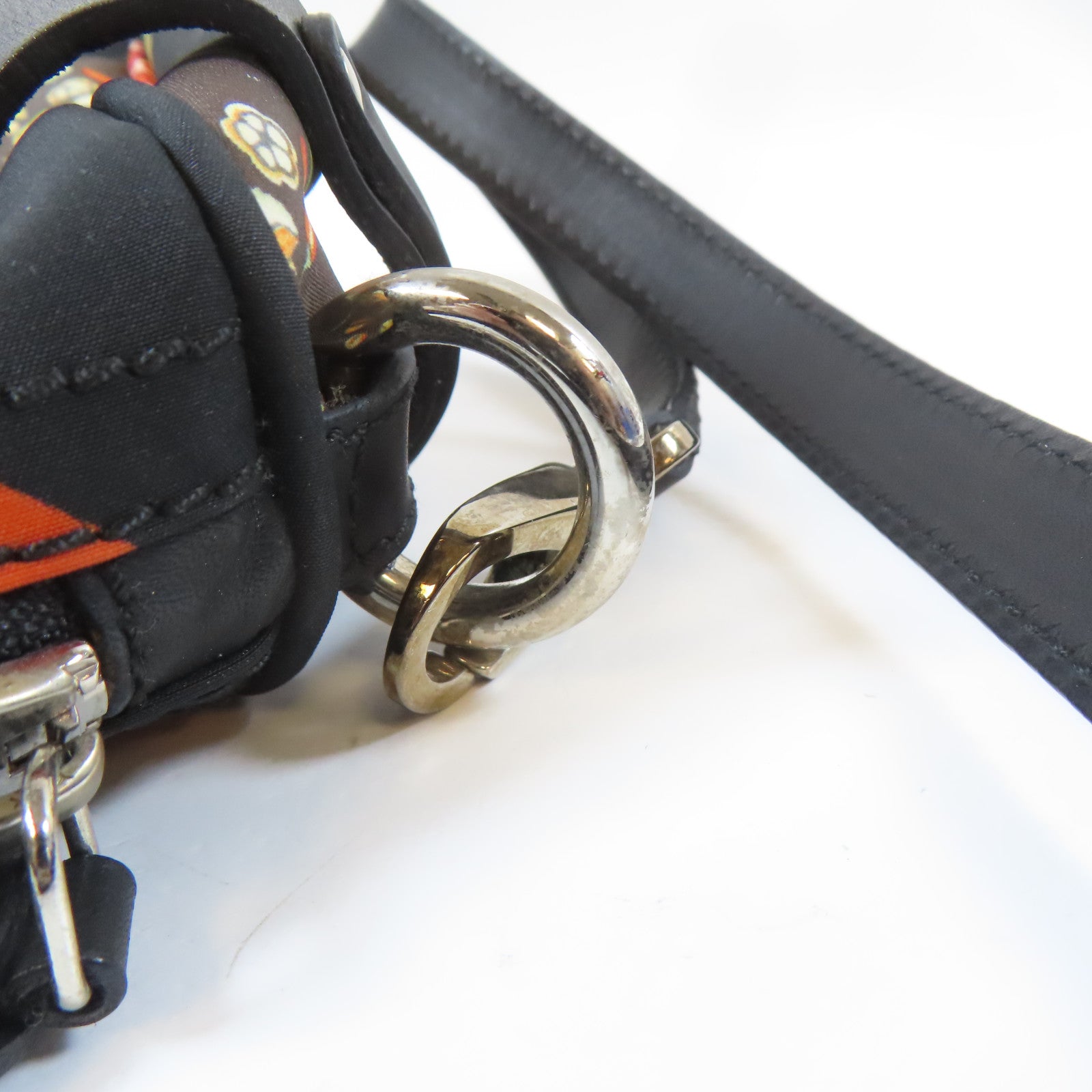 Salvatore Ferragamo 帆布Shoulder Bag銀扣手挽肩背兩用袋黑色/彩色