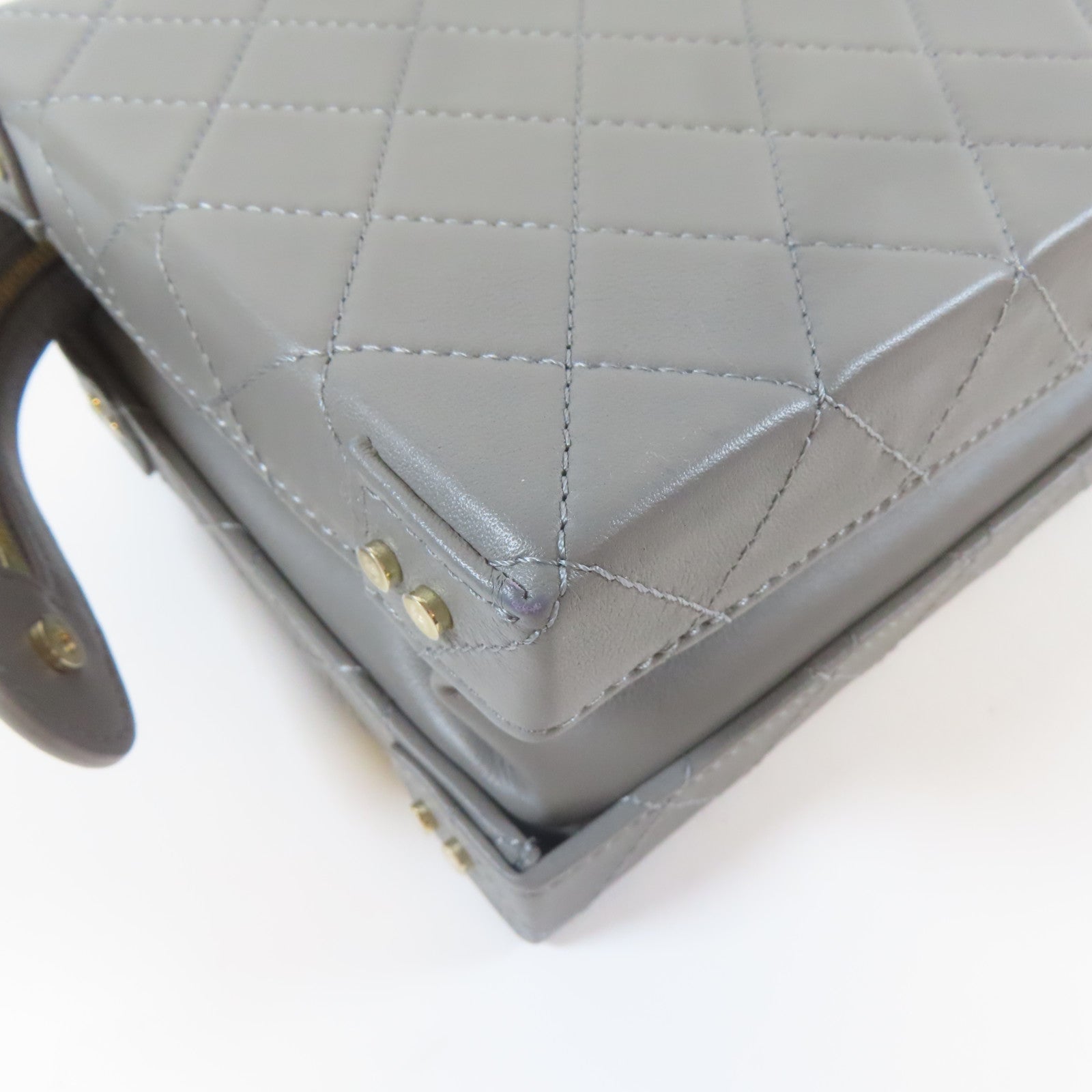 CHANEL 菱格羊皮皮革Vanity Case金扣手挽肩背兩用袋灰色
