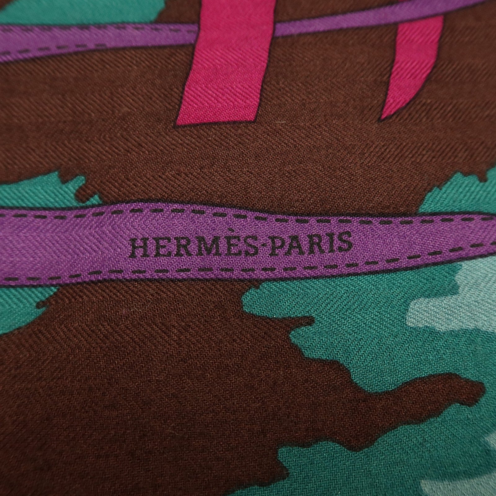 HERMES 羊絨/絲質Scarf 140x140cm絲巾
