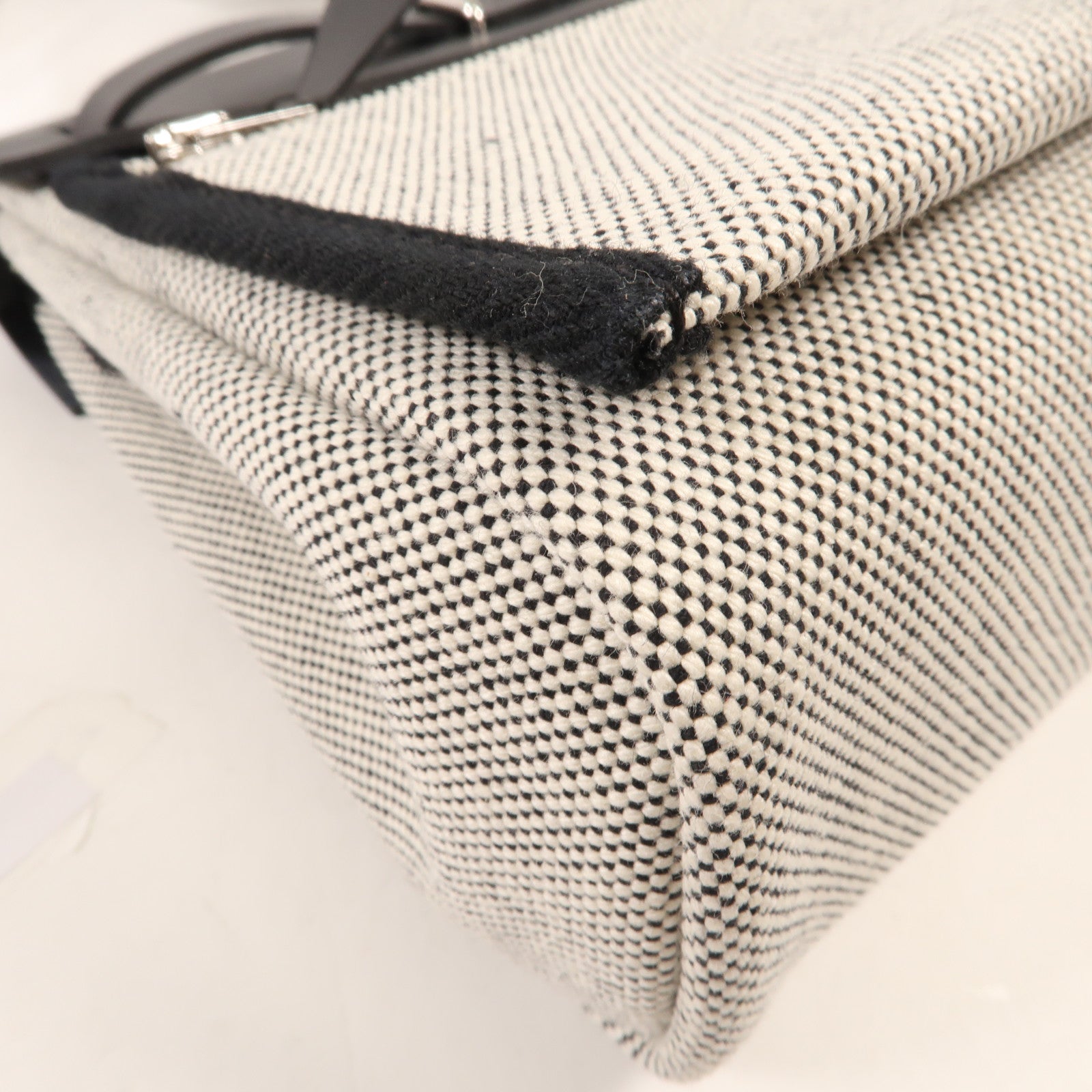 HERMES 帆布Herbag Mini銀扣肩背袋Black/White