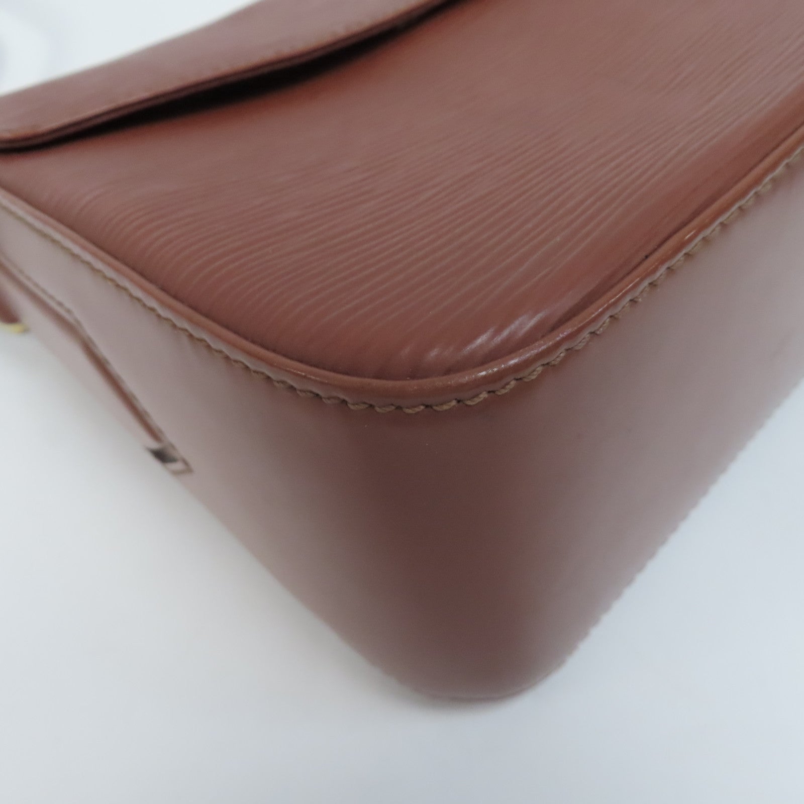 LOUIS VUITTON 【激減優惠】Epi Bushi金扣肩背袋啡色
