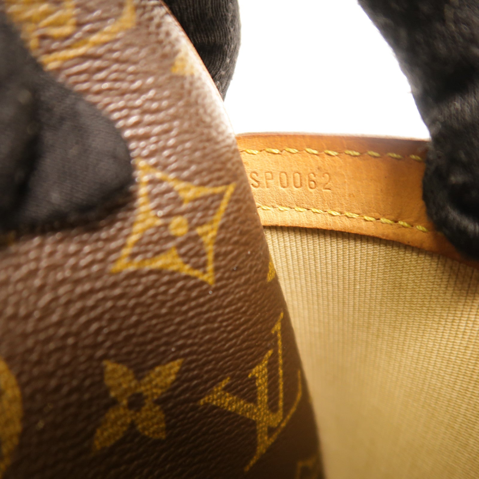 LOUIS VUITTON Monogram Reporter PM金扣肩背袋