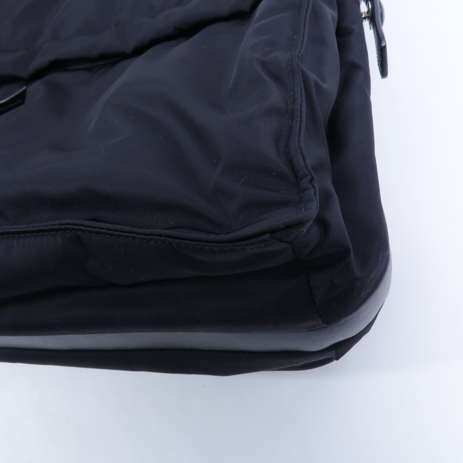 PRADA 尼龍Traveller Large Padded Re-Nylon肩背袋