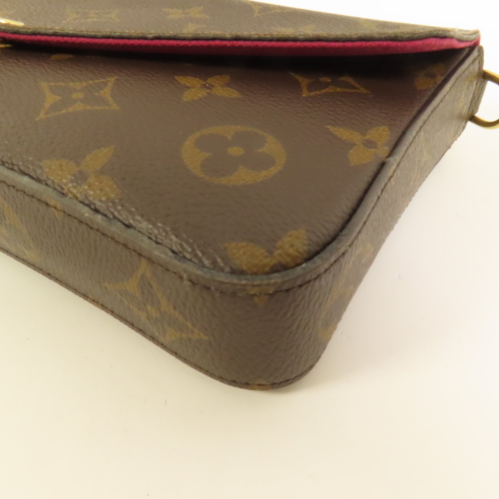 LOUIS VUITTON 【激減優惠】Monogram Pochette Felicie鏈帶肩背袋