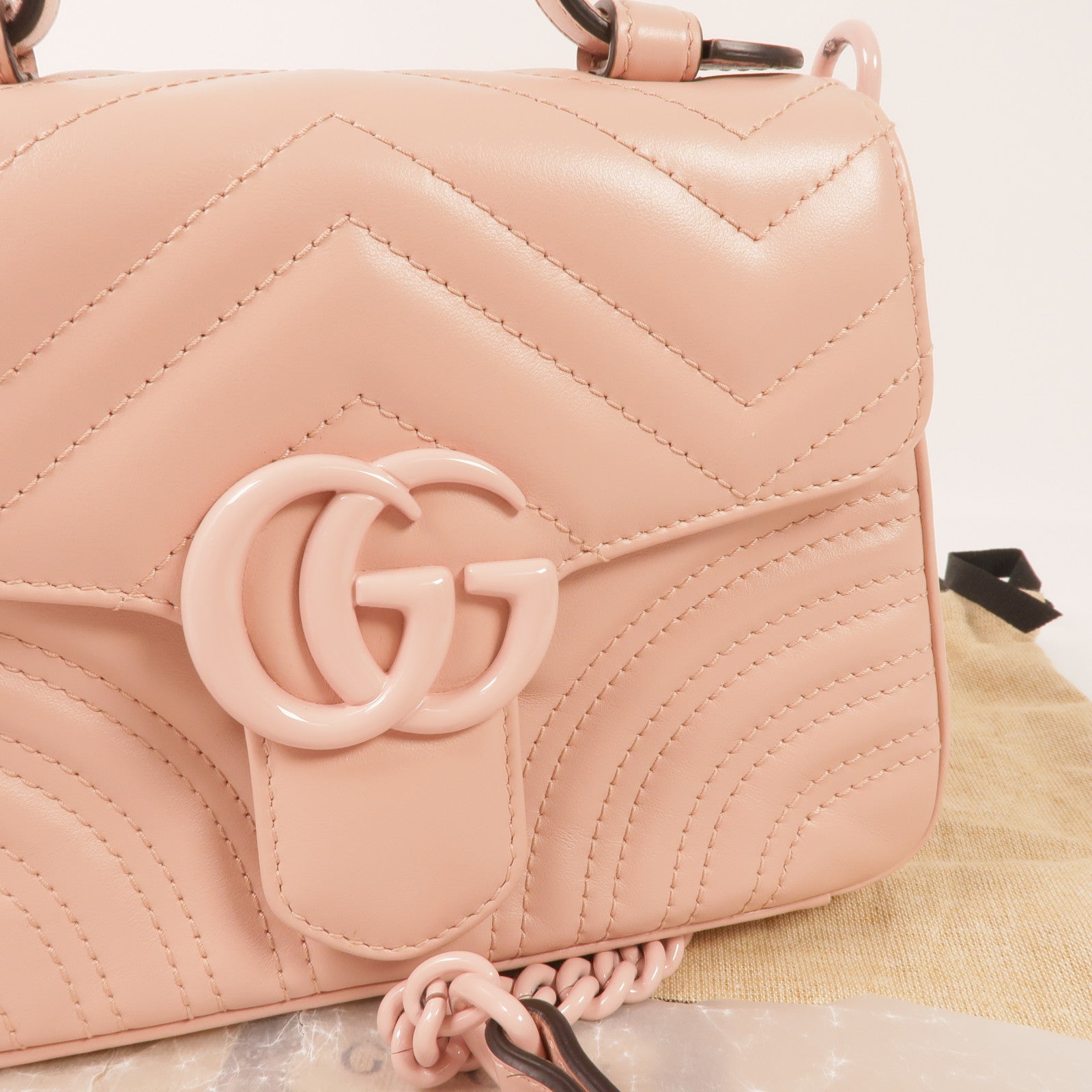 GUCCI 牛皮皮革GG Marmont銀扣手挽肩背兩用袋