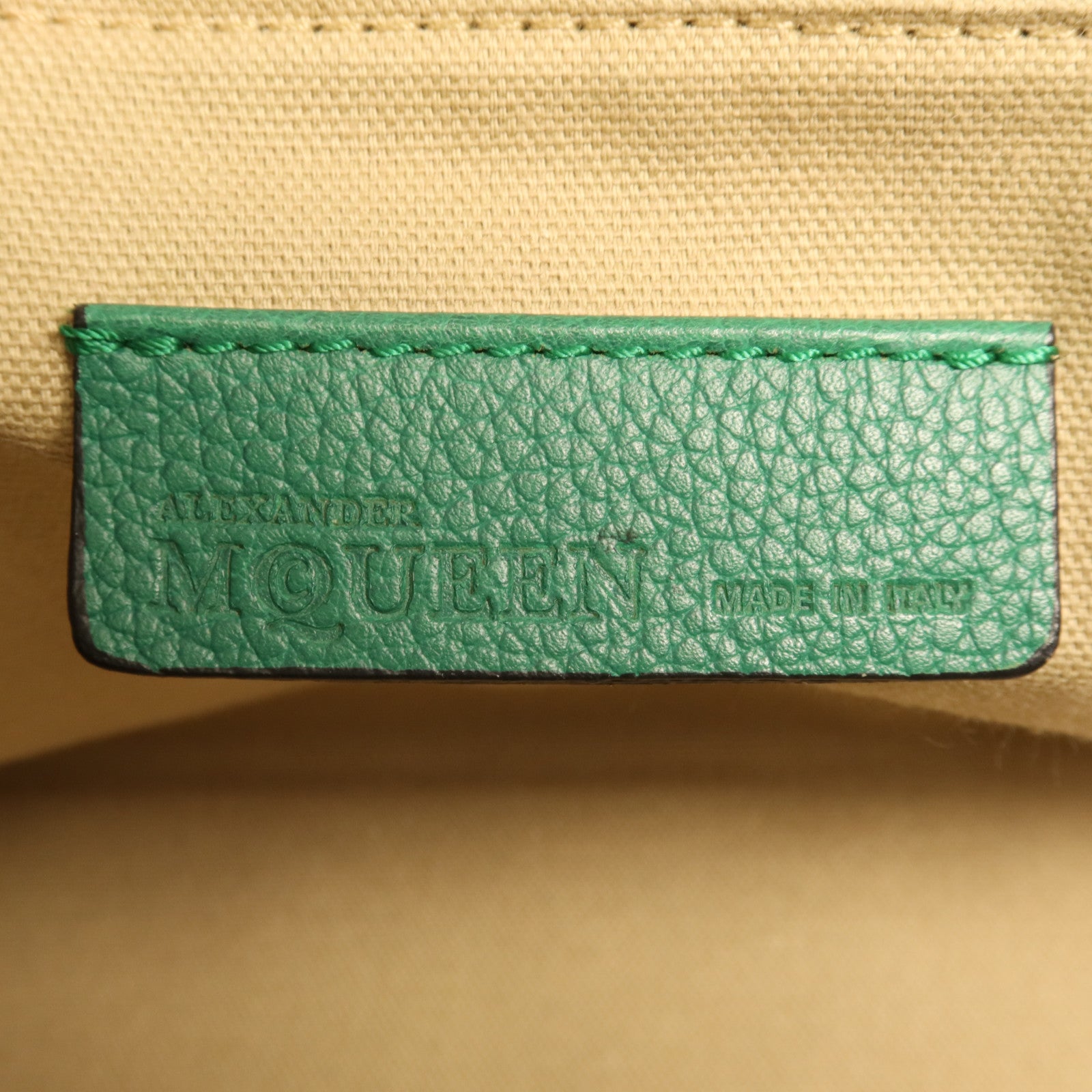 Alexander McQueen 牛皮皮革Mcqueen銀扣肩背袋