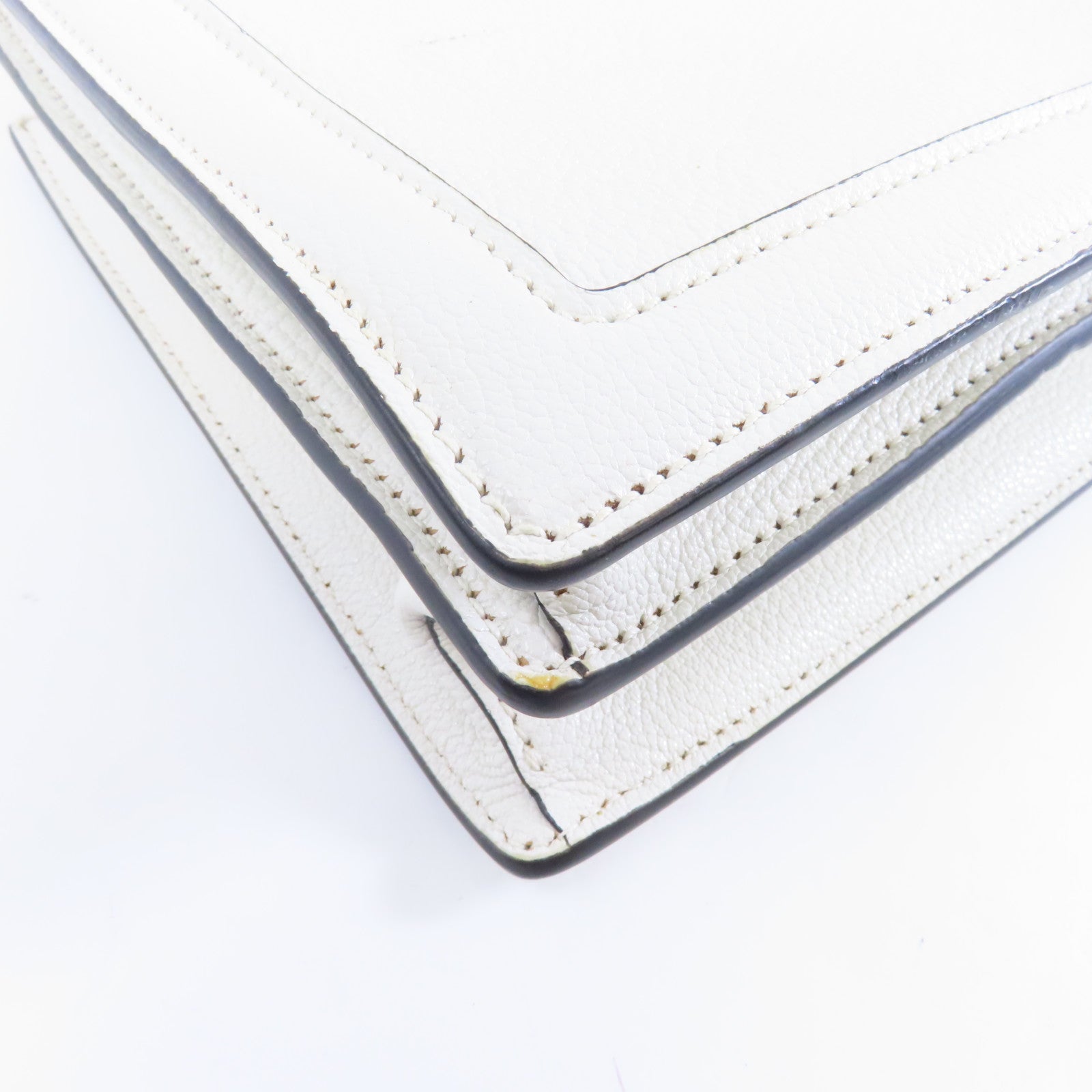 Miu Miu 牛皮皮革Madras金扣手挽肩背兩用袋白色