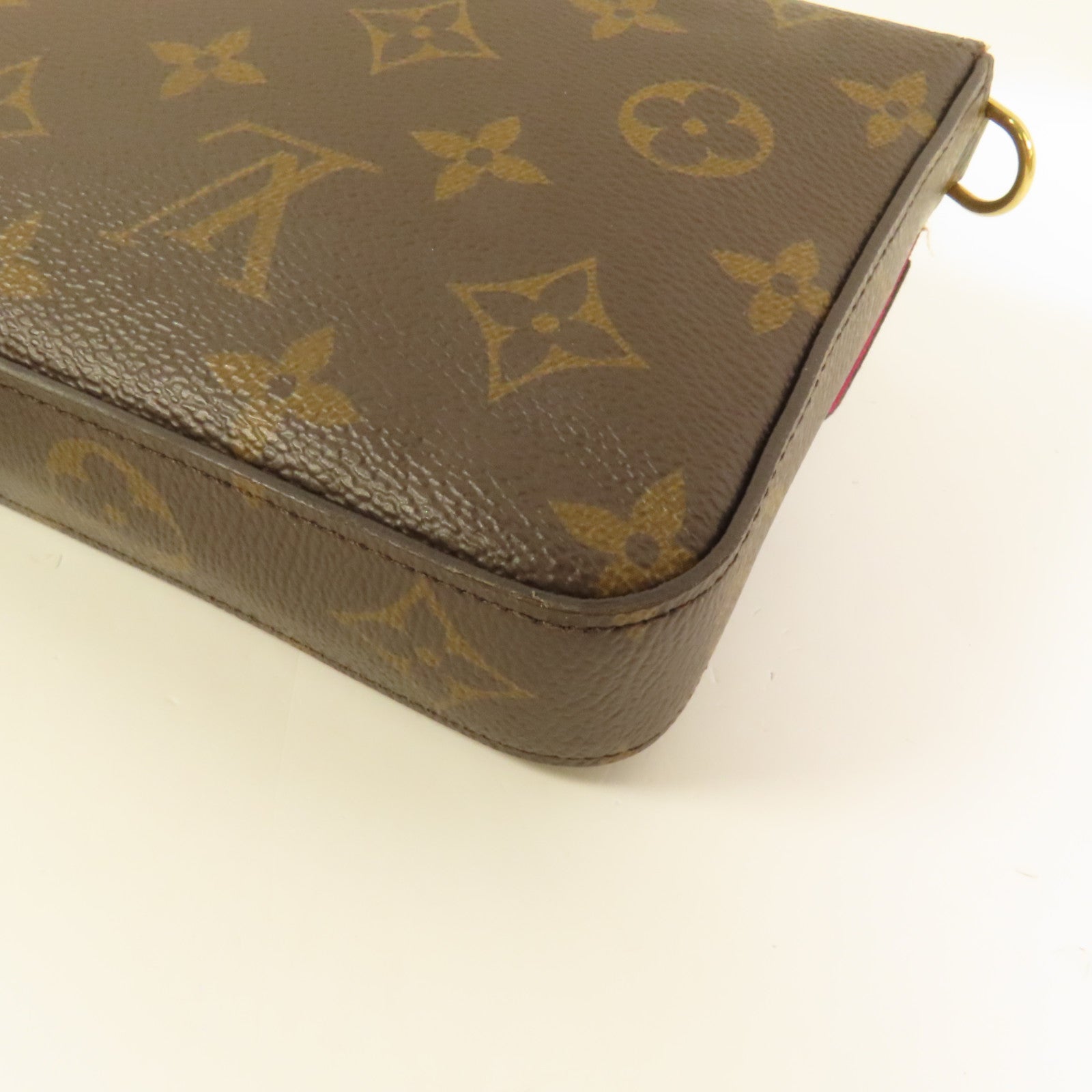 LOUIS VUITTON 【激減優惠】Monogram Pochette Felicie鏈帶肩背袋