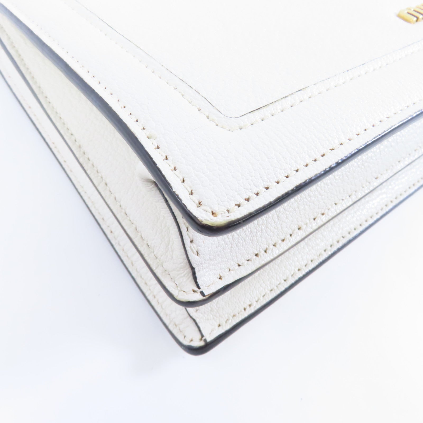 Miu Miu 牛皮皮革Madras金扣手挽肩背兩用袋白色