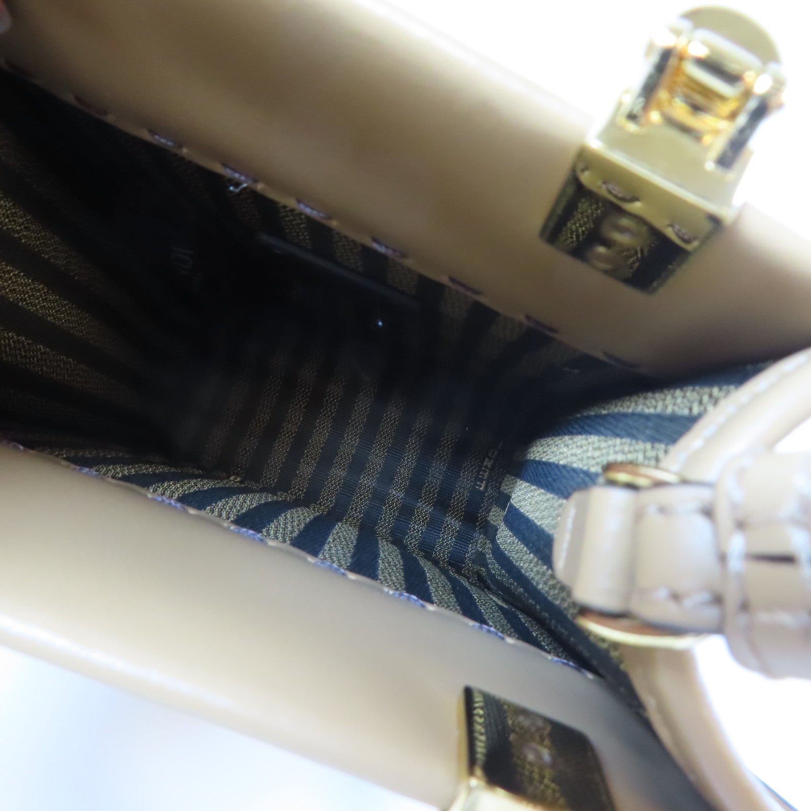 FENDI 【激減優惠】牛皮皮革Mini Sunshine金扣手挽肩背兩用袋啡色