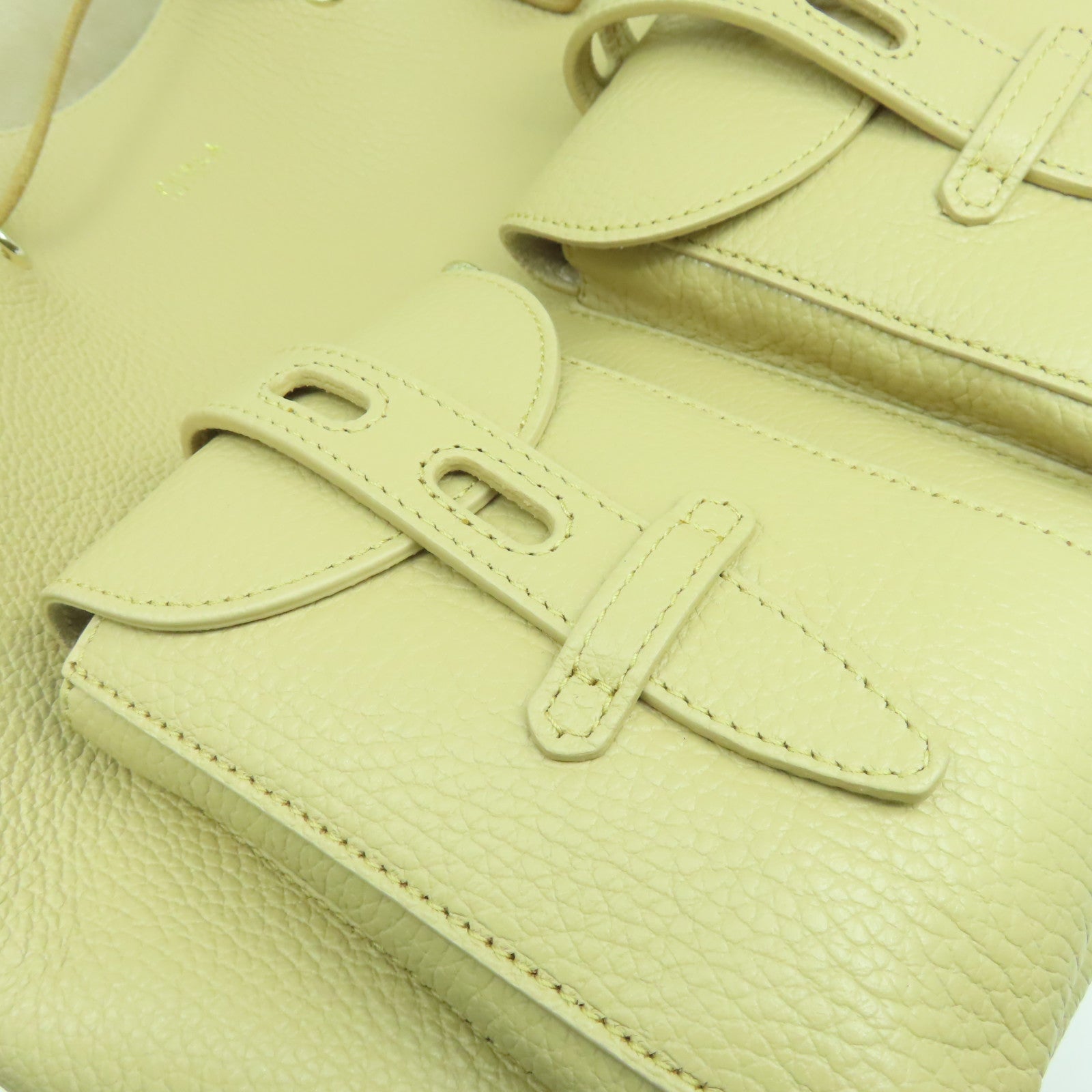 Furla 牛皮皮革Backpack金扣背包米色