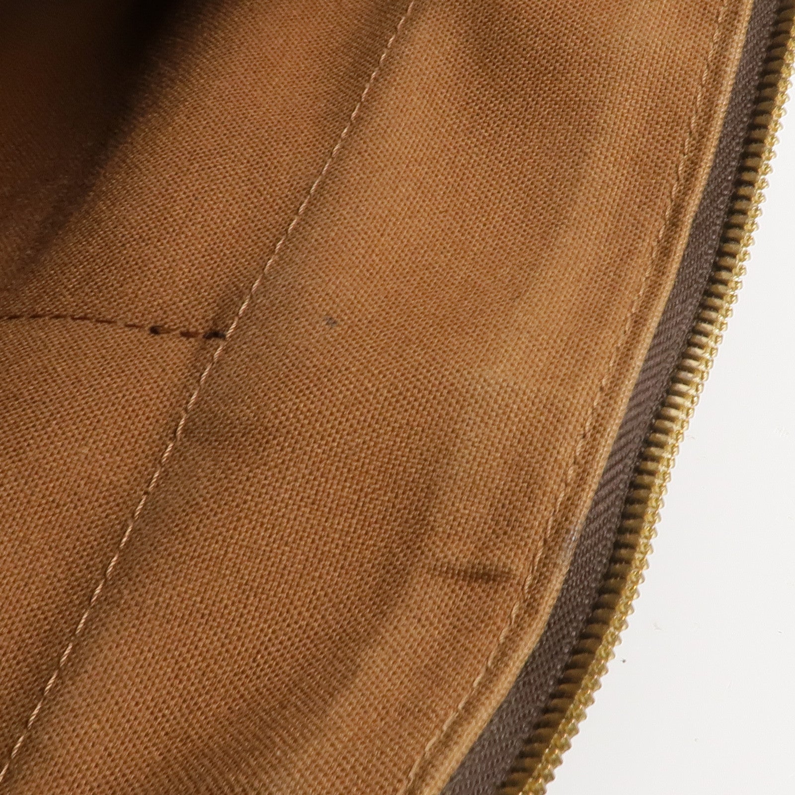 LOUIS VUITTON Monogram Popincourt Long金扣肩背袋