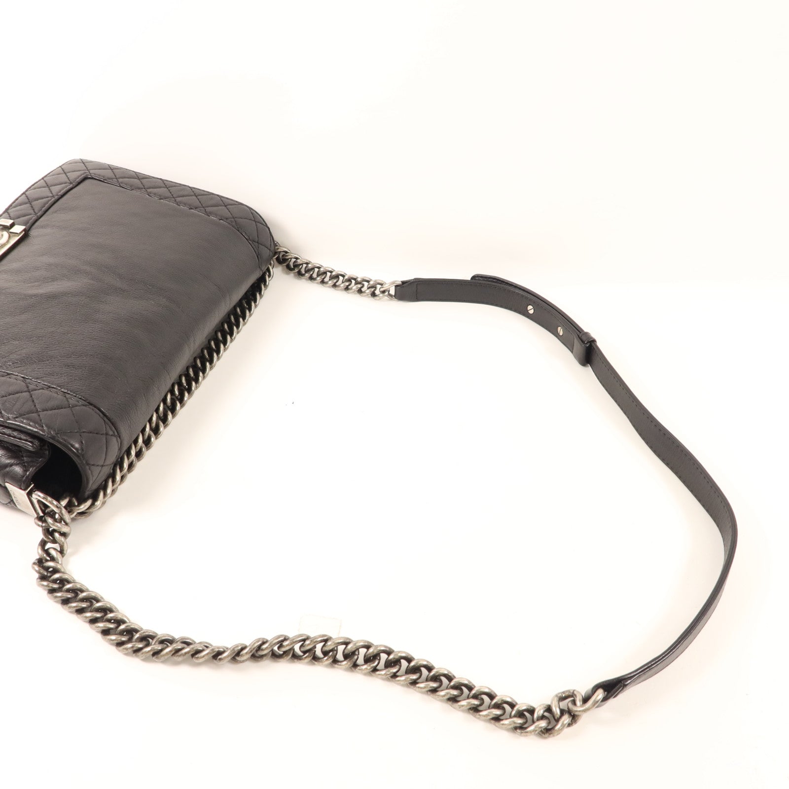 CHANEL 牛皮皮革Boy 28銀扣鏈帶肩背袋