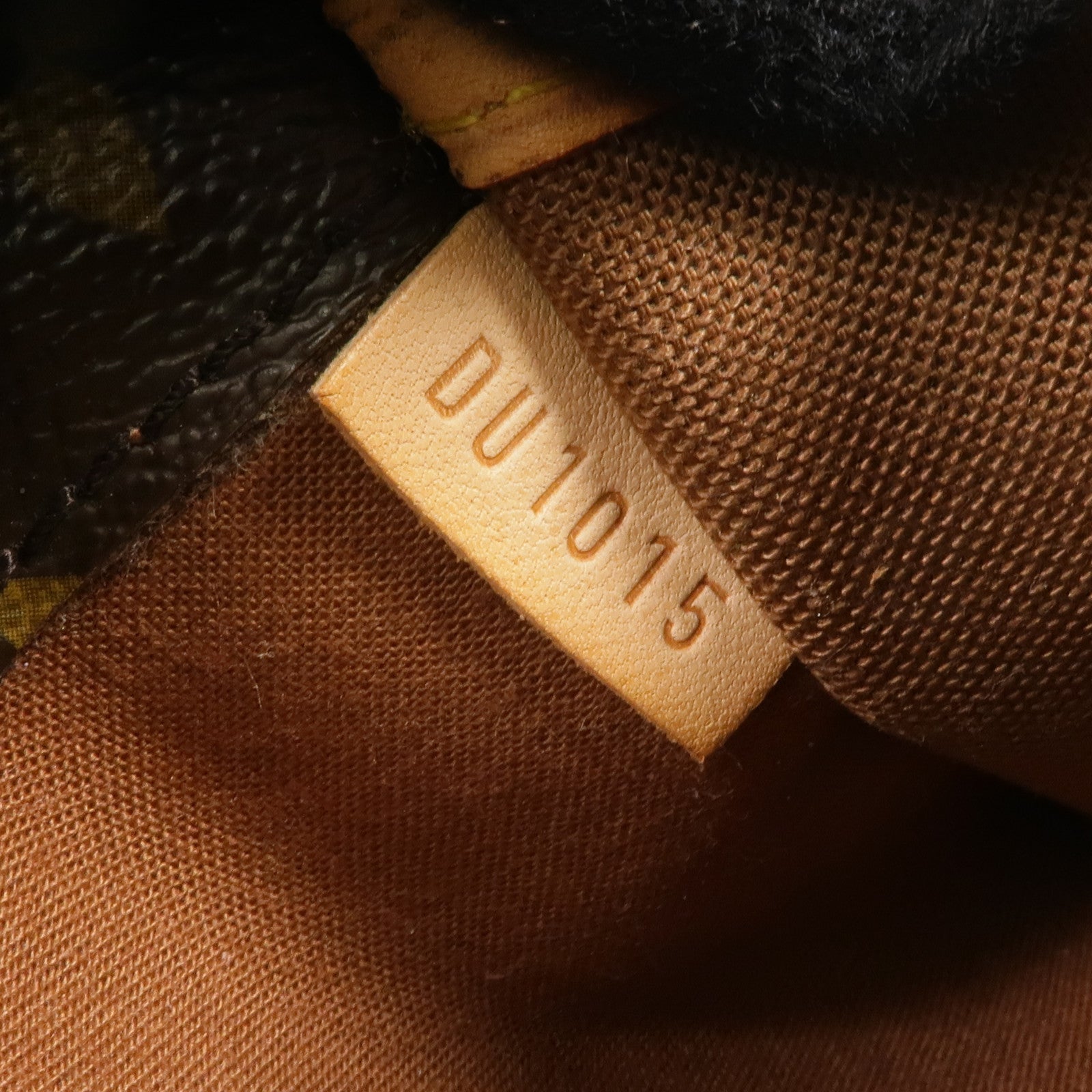 LOUIS VUITTON Monogram Popincourt Long金扣肩背袋