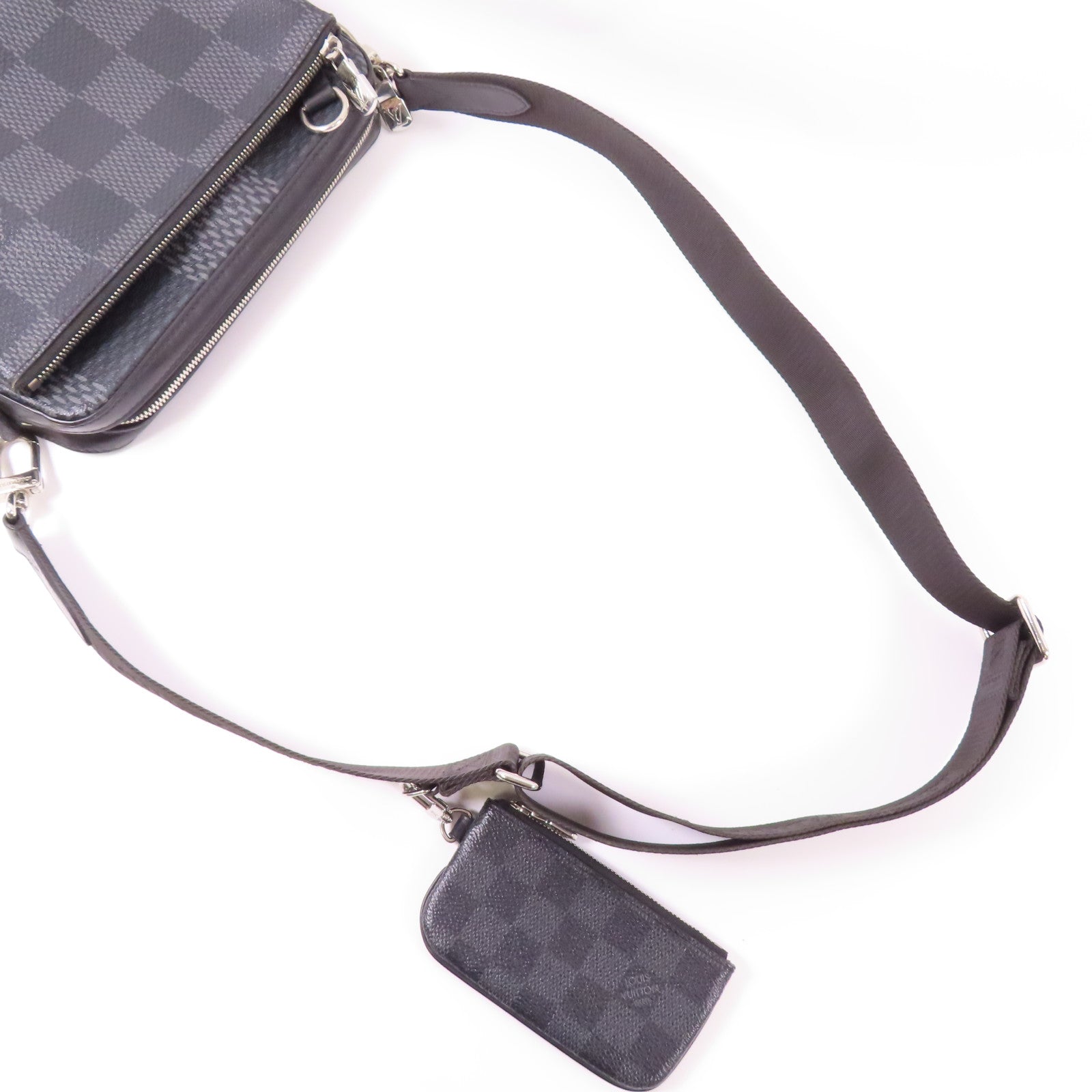 LOUIS VUITTON Damier Graphite Trio Messenger銀扣肩背袋