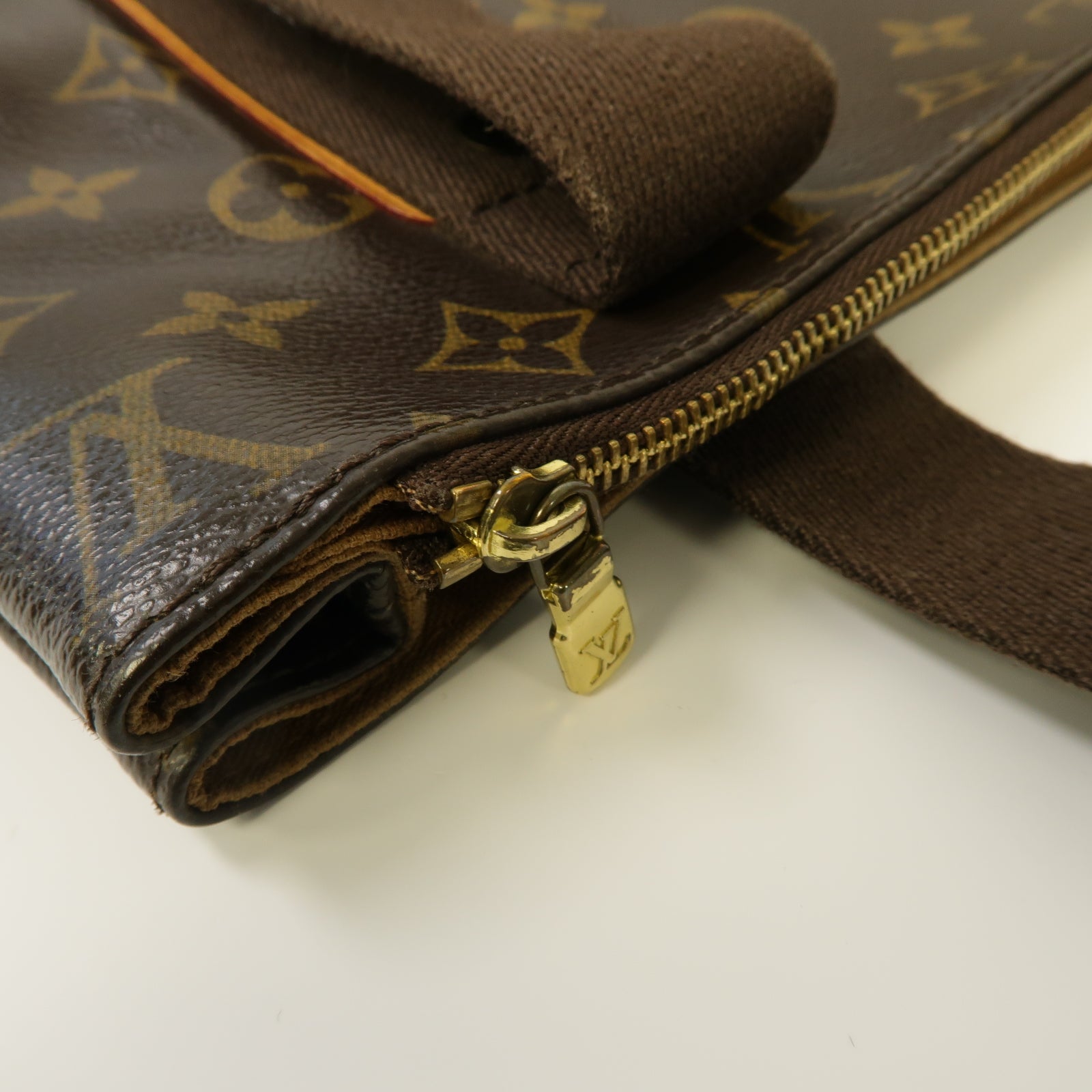 LOUIS VUITTON 【激減優惠】Monogram Cabas Beaubourg金扣手挽袋啡色