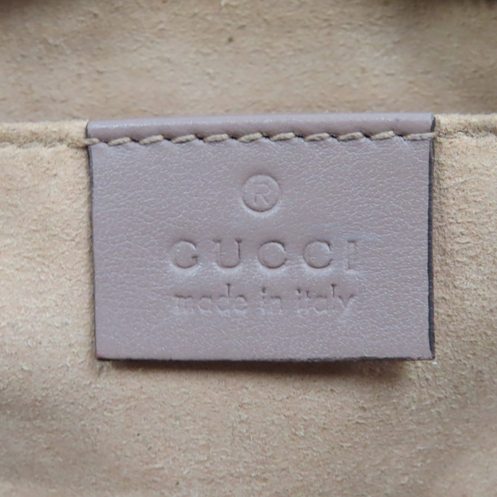 GUCCI 牛皮皮革GG Marmont Camera Bag金扣鏈帶肩背袋裸粉色