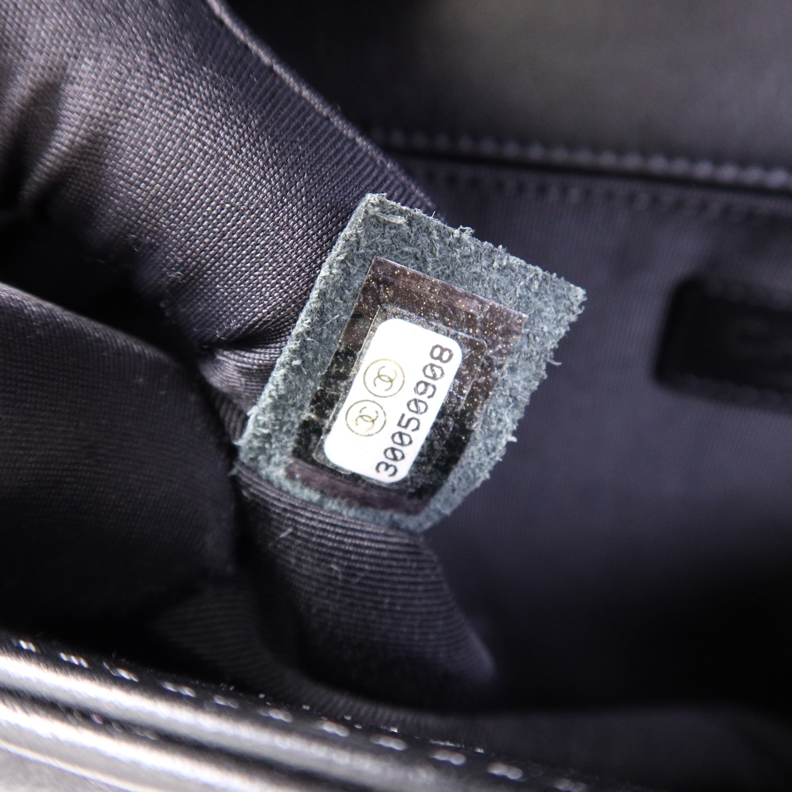 CHANEL 羊皮皮革Boy 25銀扣肩背袋