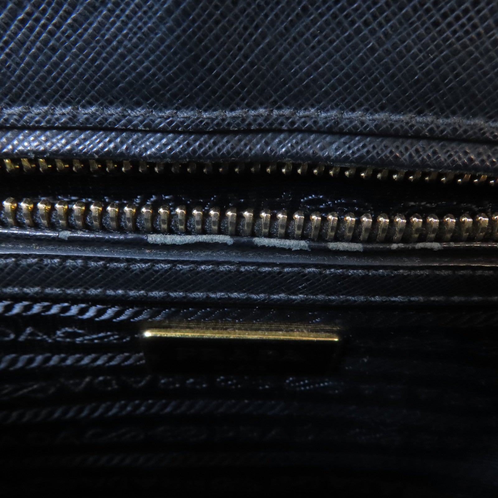 PRADA 牛皮皮革Galleria Bag金扣手挽肩背兩用袋黑色