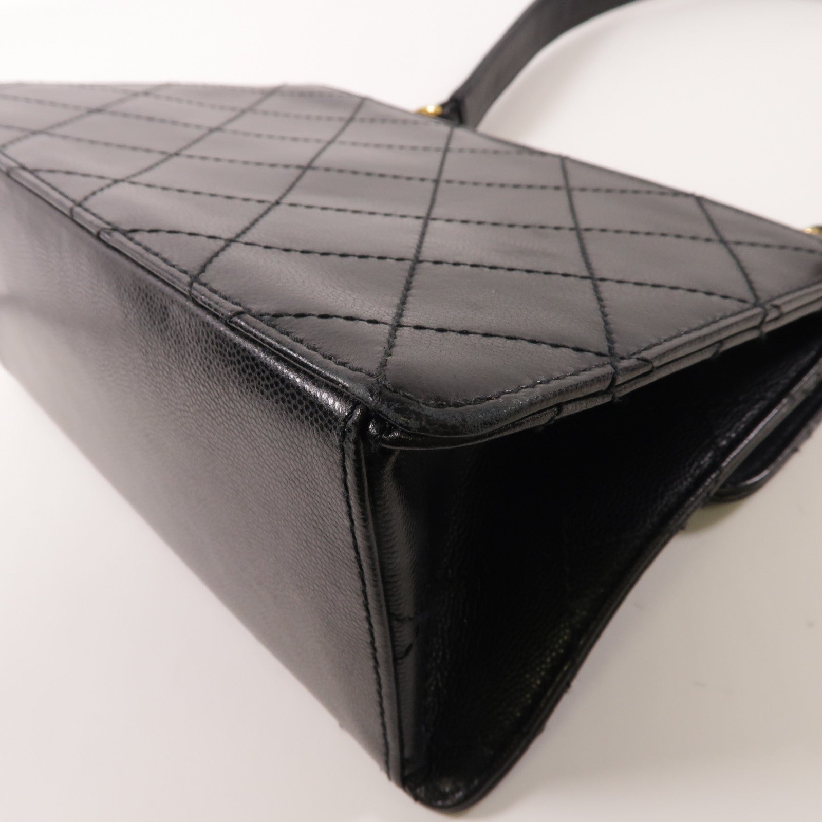 CHANEL 牛皮皮革Vintage Shoulder Bag金扣肩背袋