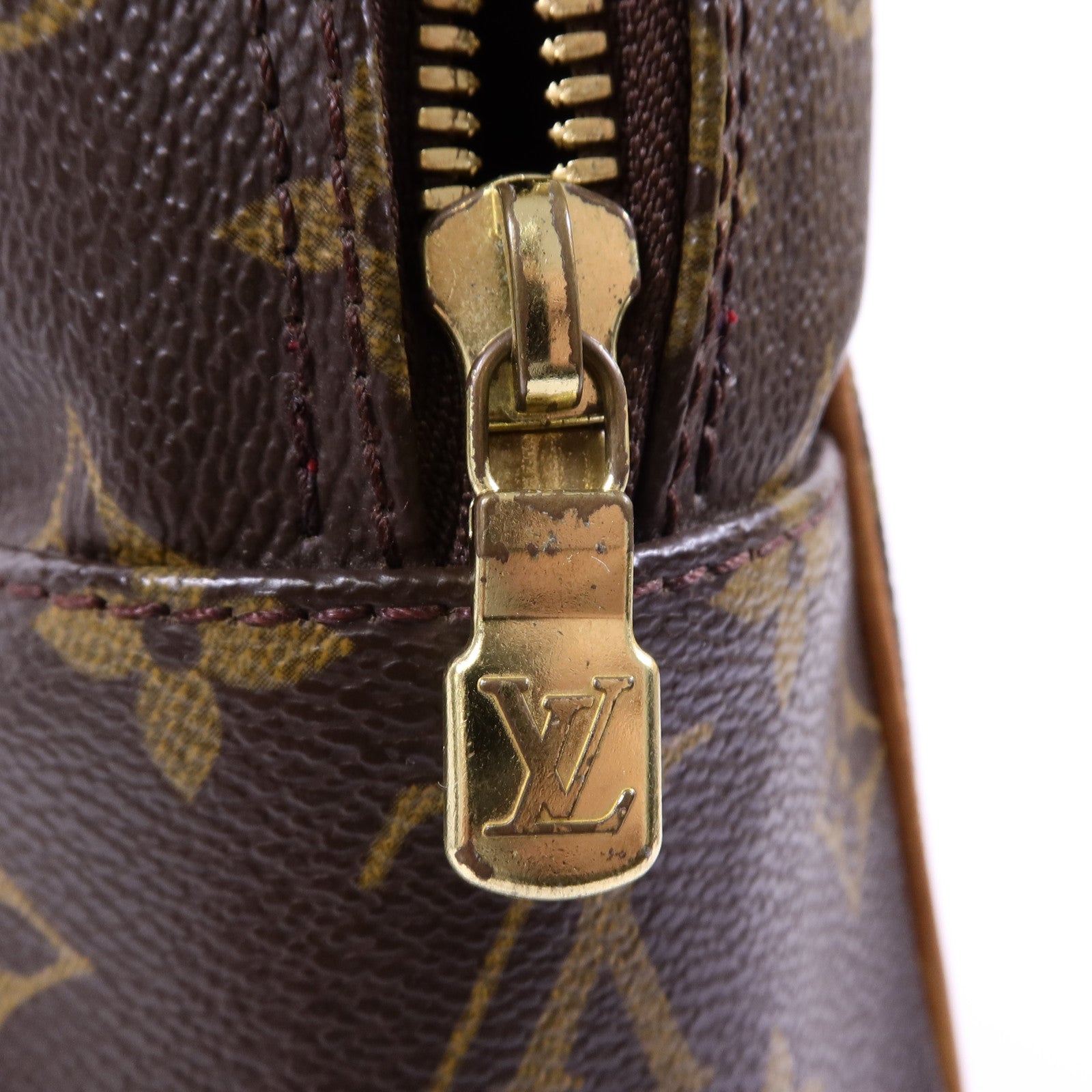 LOUIS VUITTON Monogram Excentri-cite金扣手挽袋