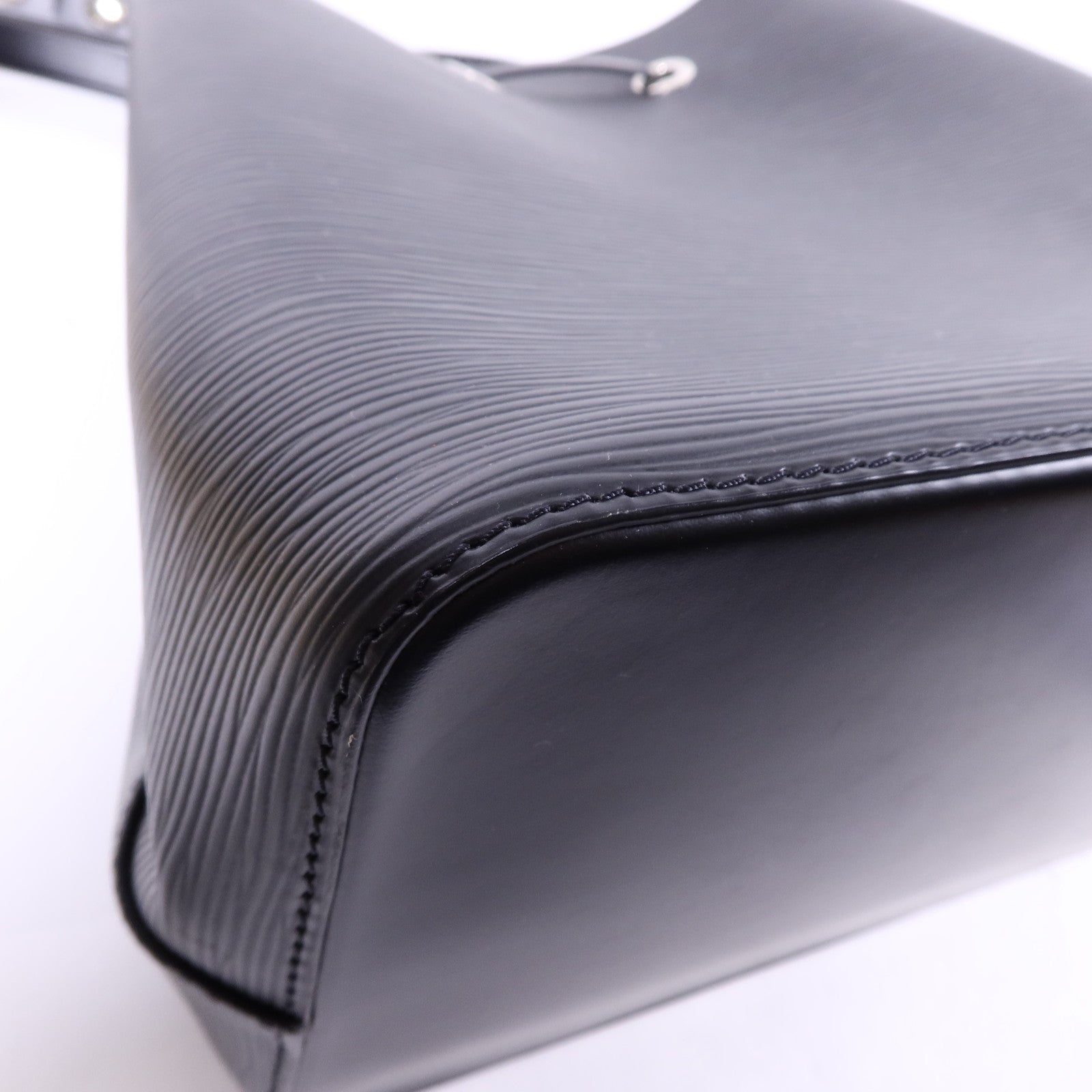 LOUIS VUITTON Epi Neo Noe MM銀扣手挽肩背兩用袋