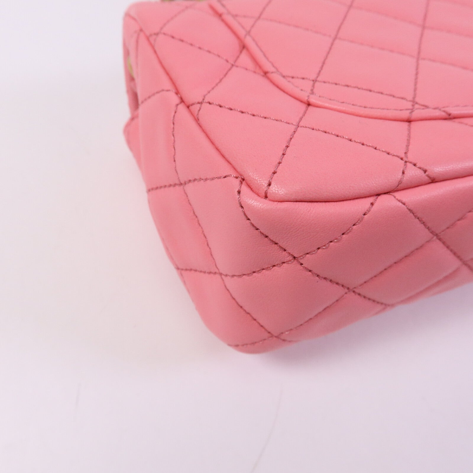 CHANEL 羊皮皮革Mini Flap Bag With Gold Ball金扣鏈帶肩背袋