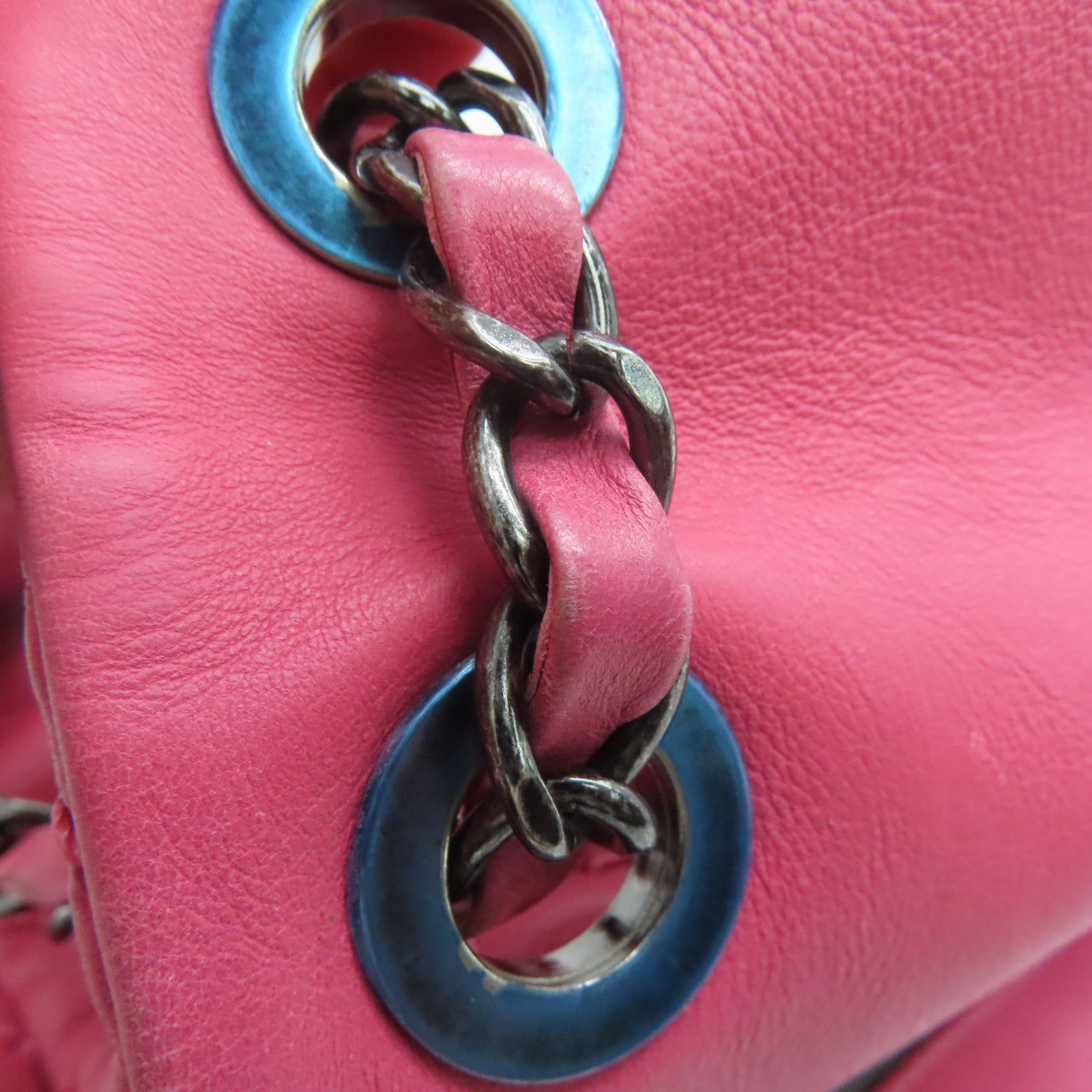 CHANEL rhombic cowhide leather Chain Shoulder silver buckle shoulder bag pink