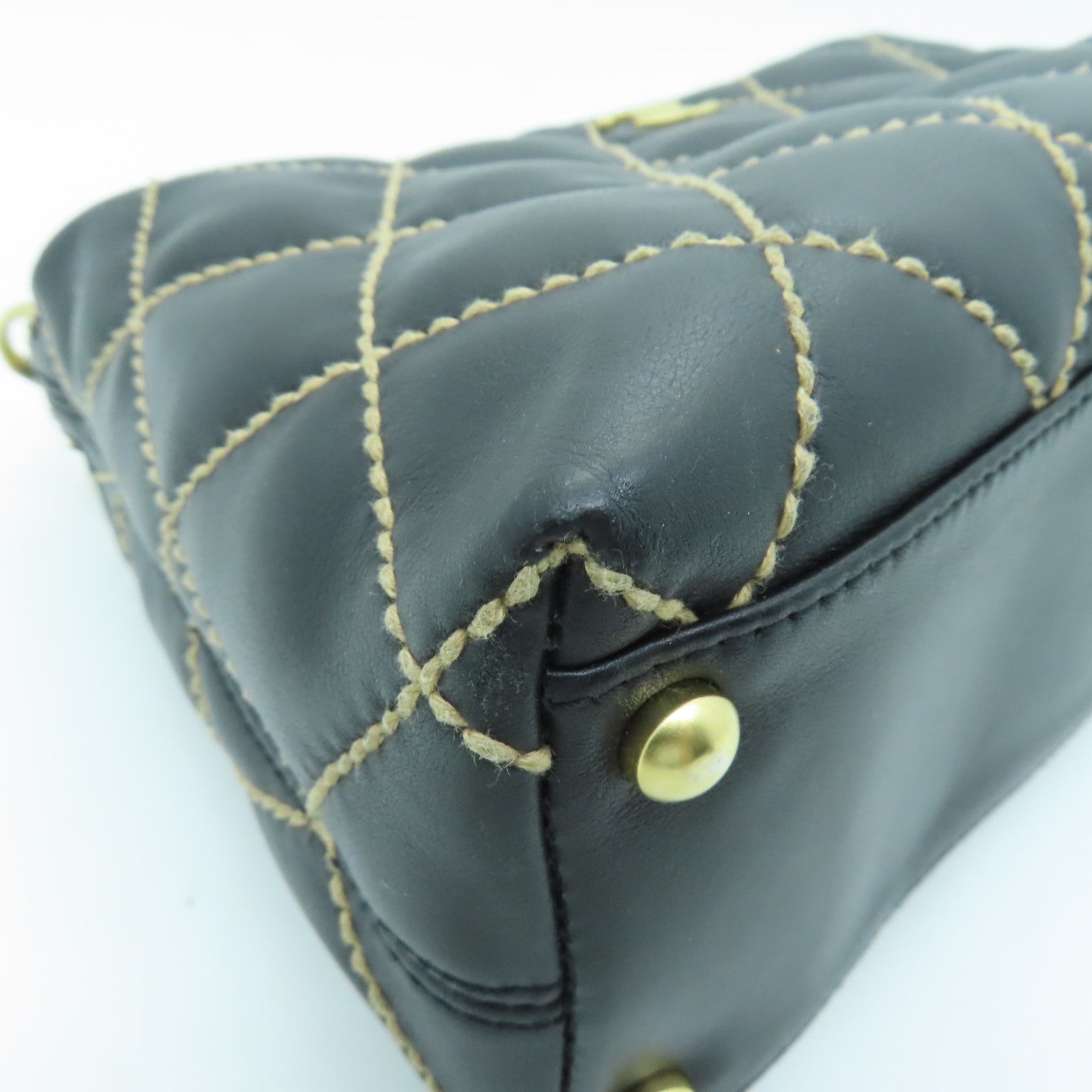 CHANEL rhombic cowhide leather Handbag gold buckle hand bag black
