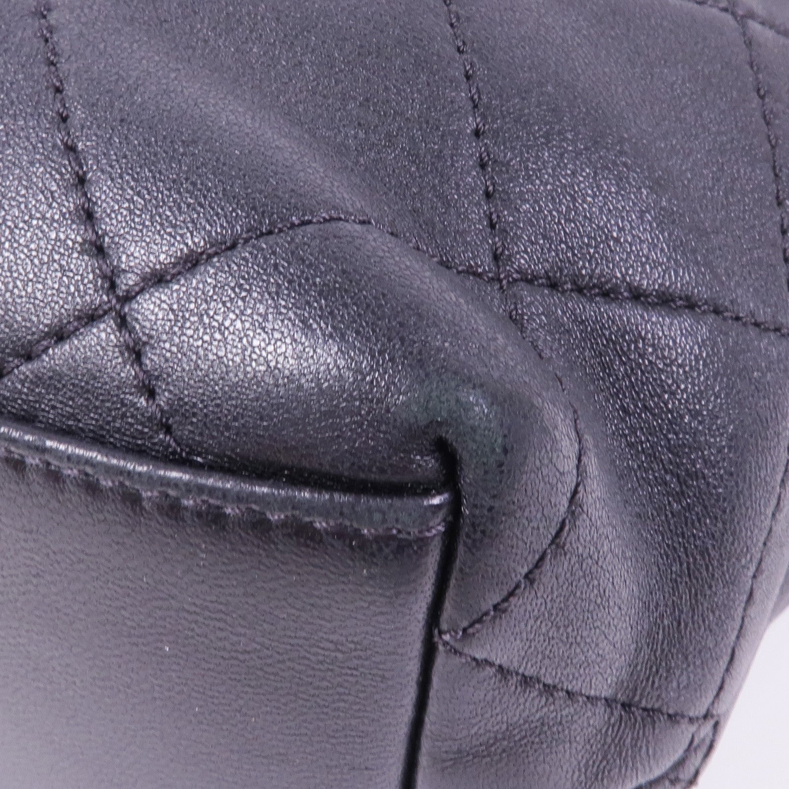 CHANEL 羊皮皮革Shoulder Bag金扣肩背袋