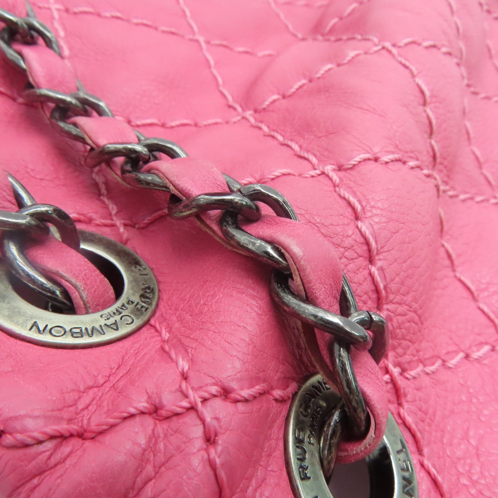 CHANEL rhombic cowhide leather Chain Shoulder silver buckle shoulder bag pink