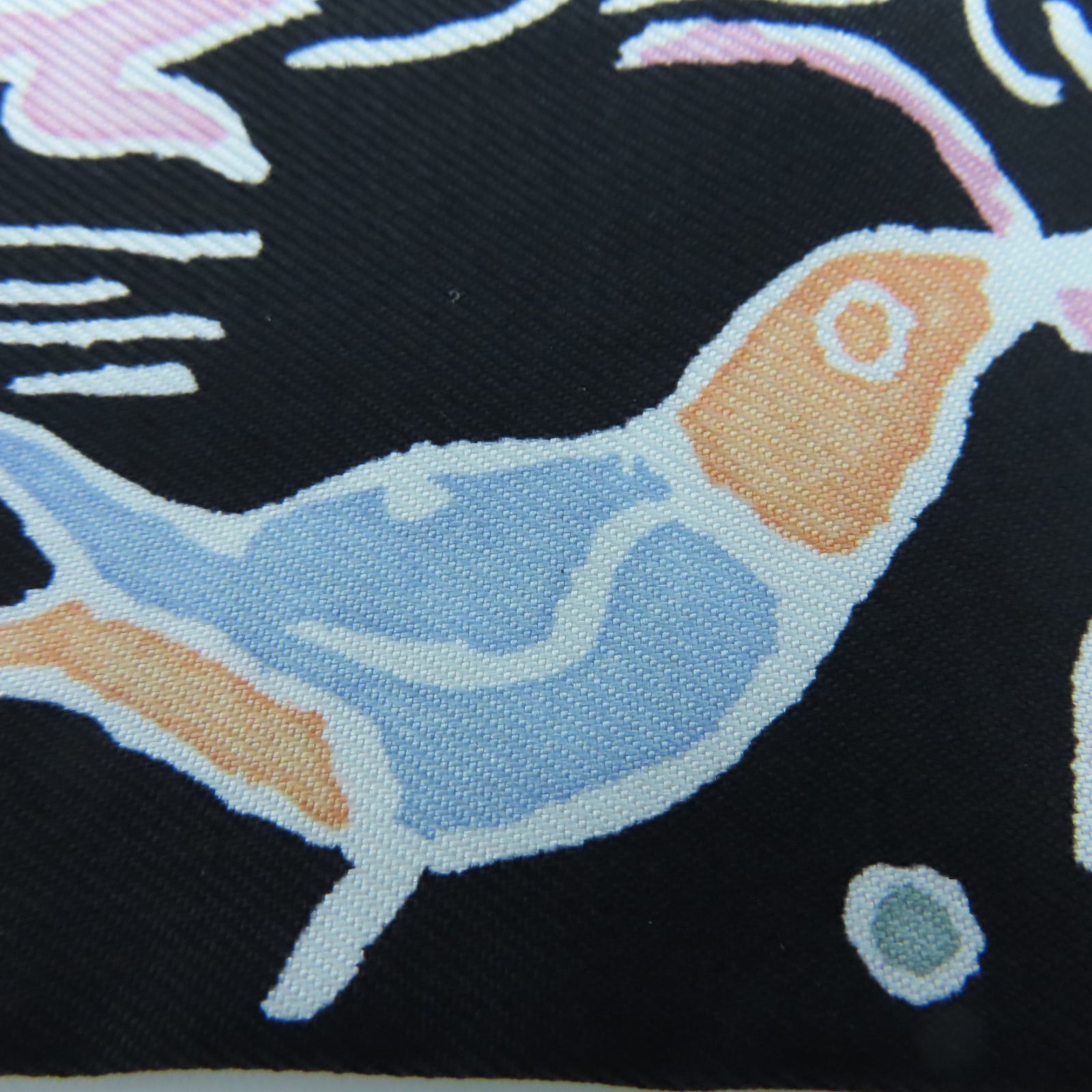 HERMES 【激減優惠】絲質Twilly絲巾黑色/粉彩色