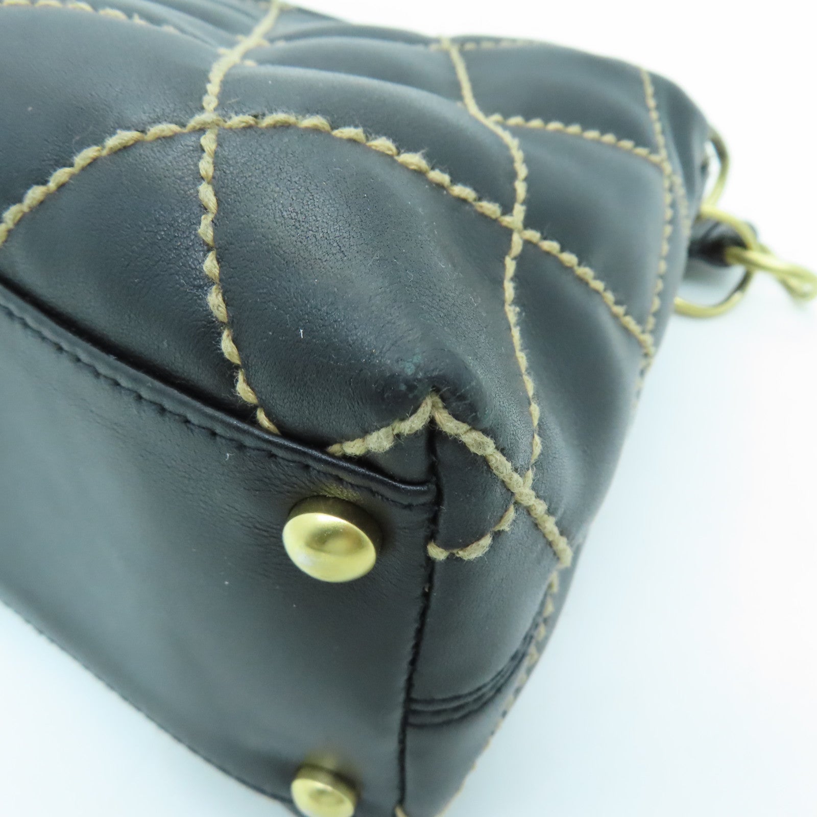CHANEL rhombic cowhide leather Handbag gold buckle hand bag black