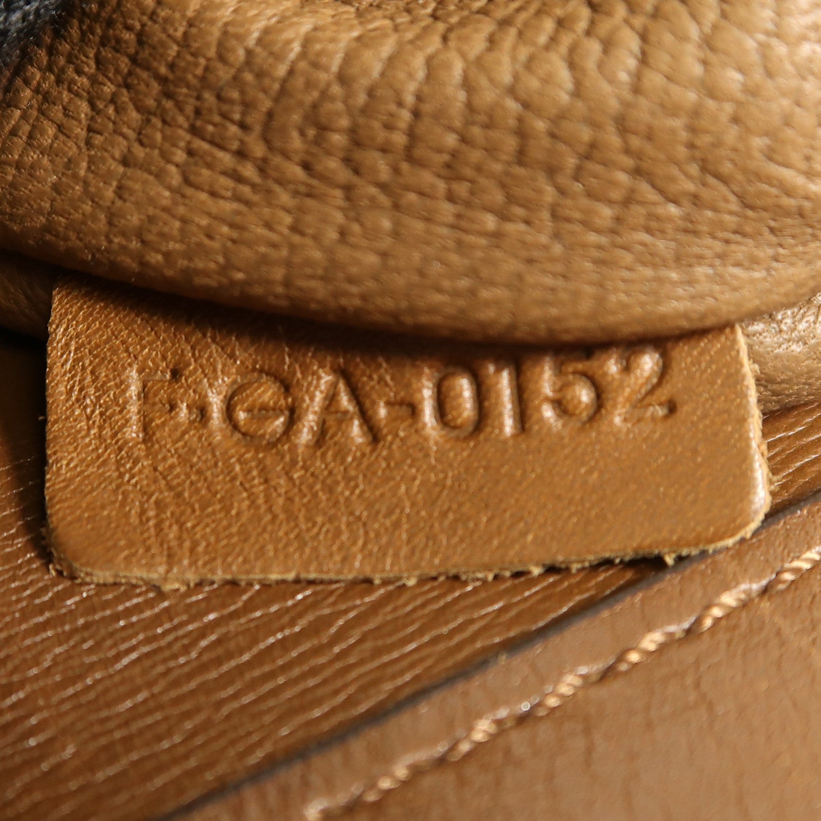 CELINE 牛皮皮革Luggage金扣手挽袋