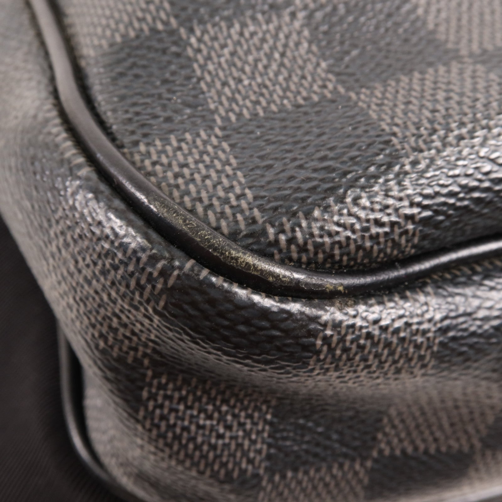 LOUIS VUITTON Damier Graphite Michael Backpack銀扣背包