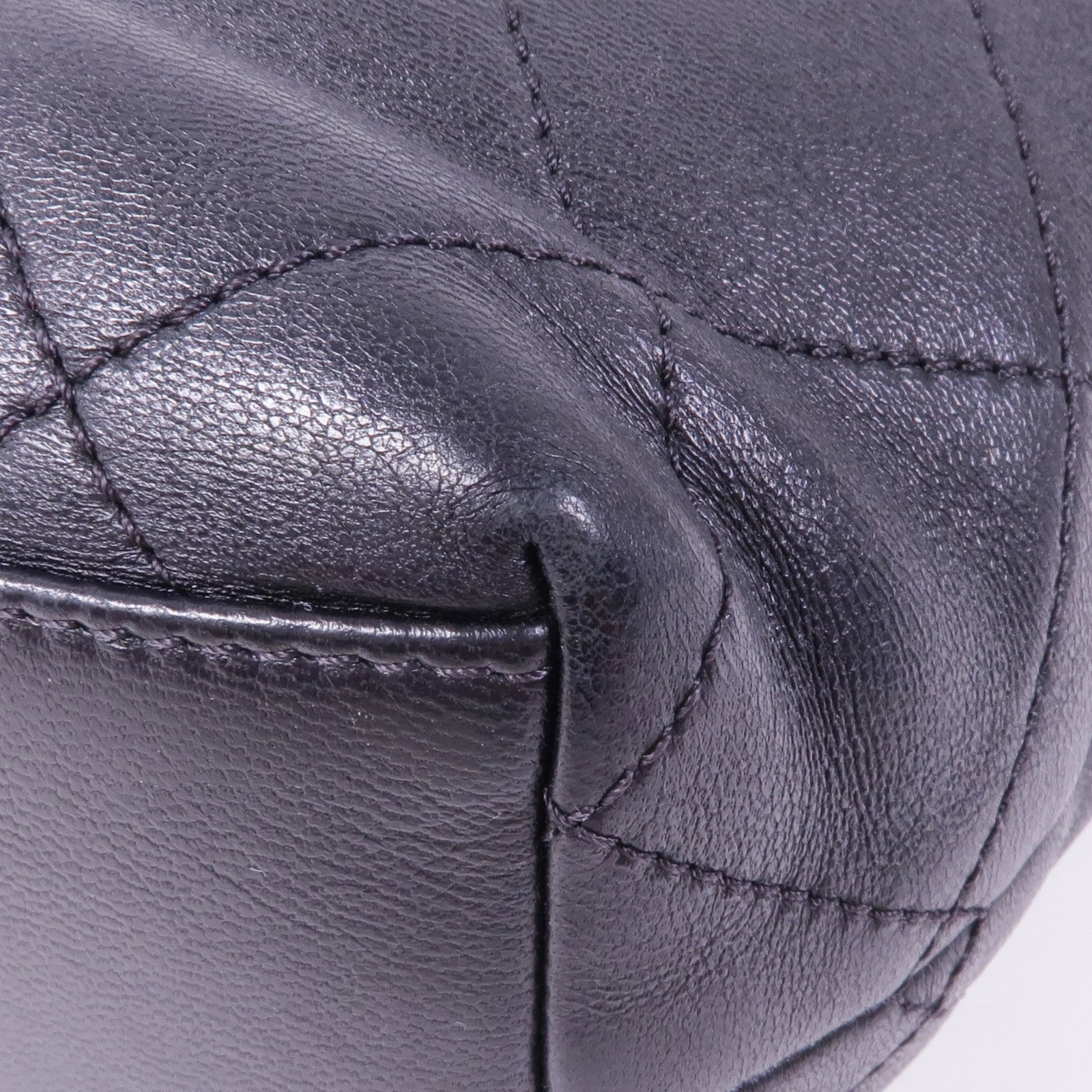 CHANEL 羊皮皮革Shoulder Bag金扣肩背袋