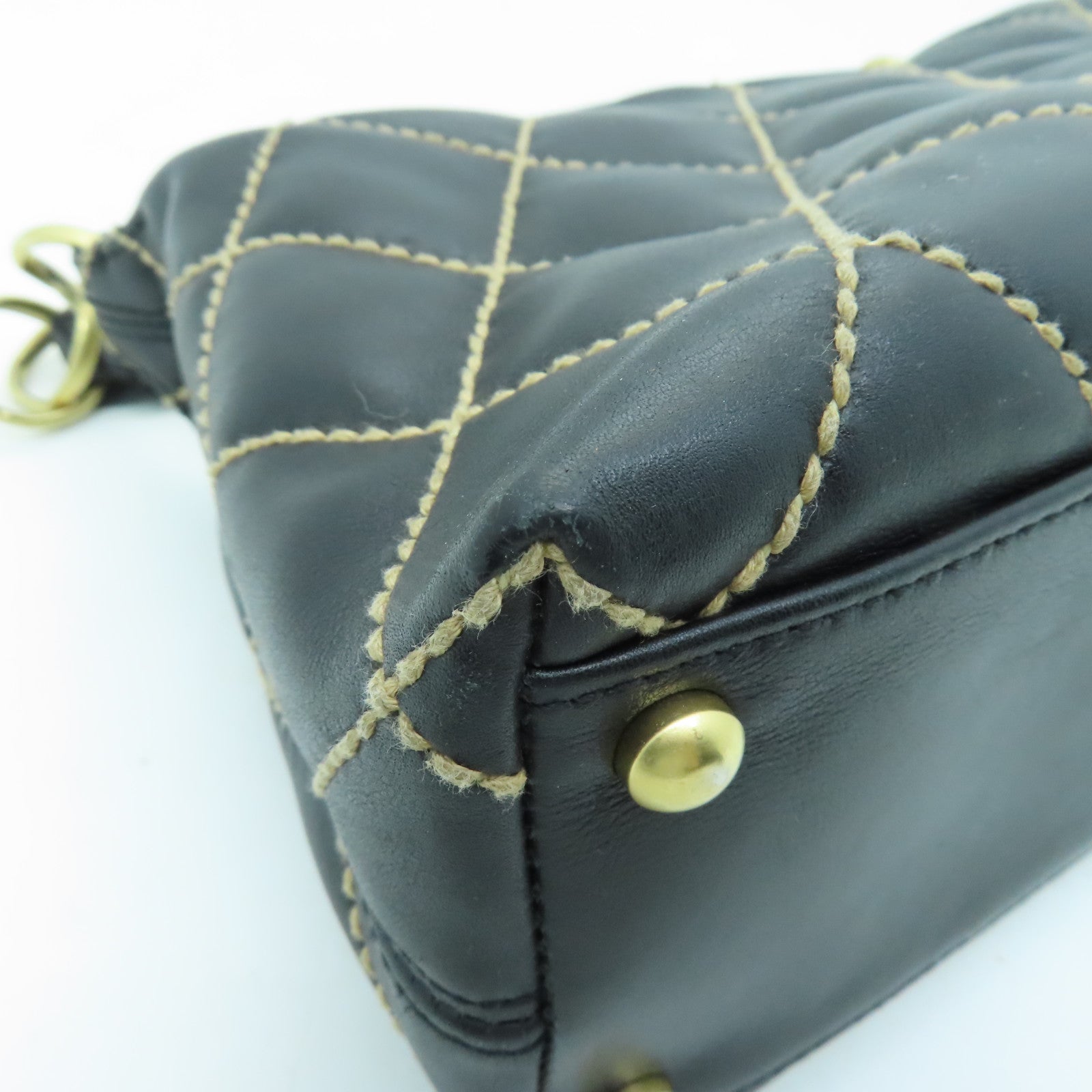 CHANEL rhombic cowhide leather Handbag gold buckle hand bag black