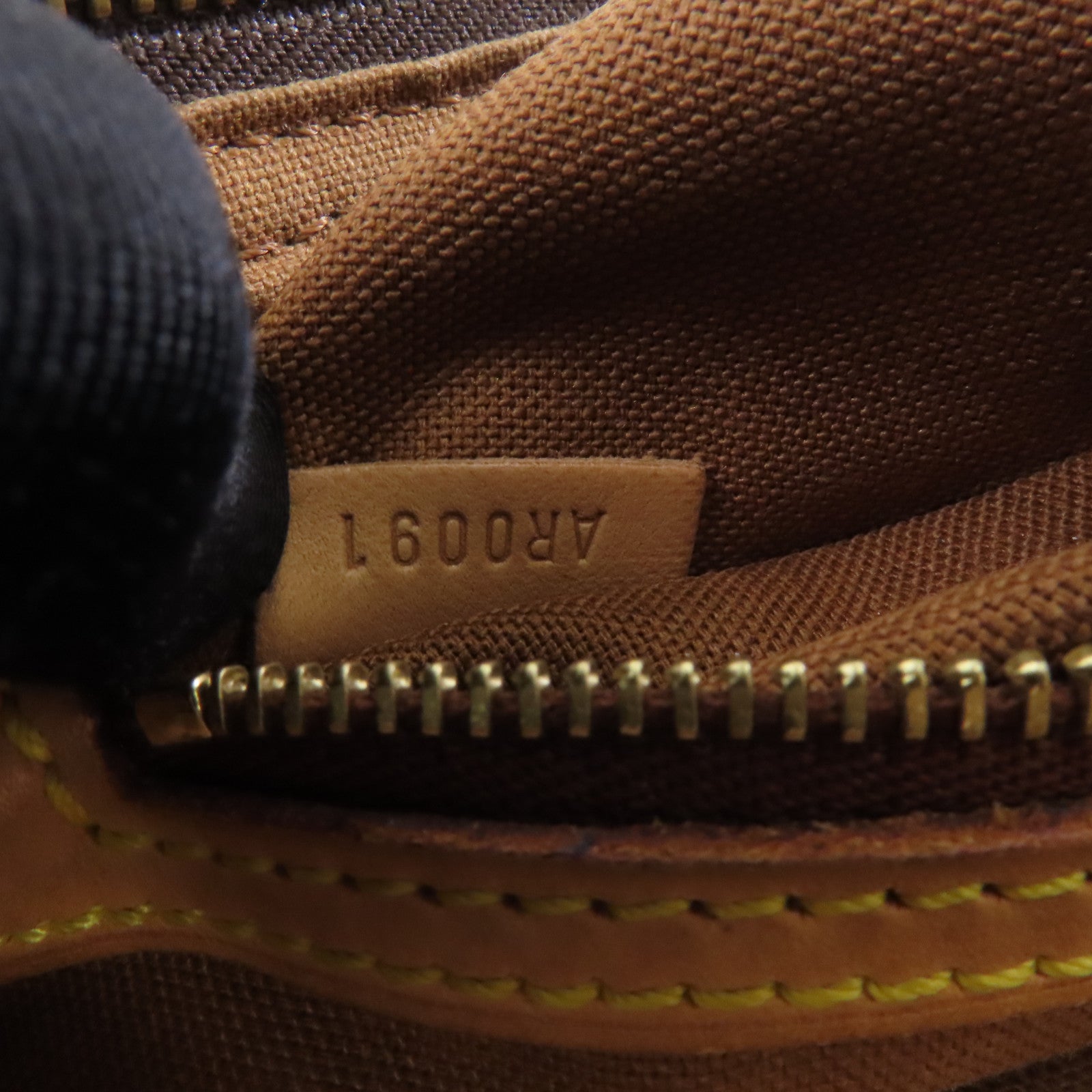 LOUIS VUITTON Monogram Trotteur金扣肩背袋棕色