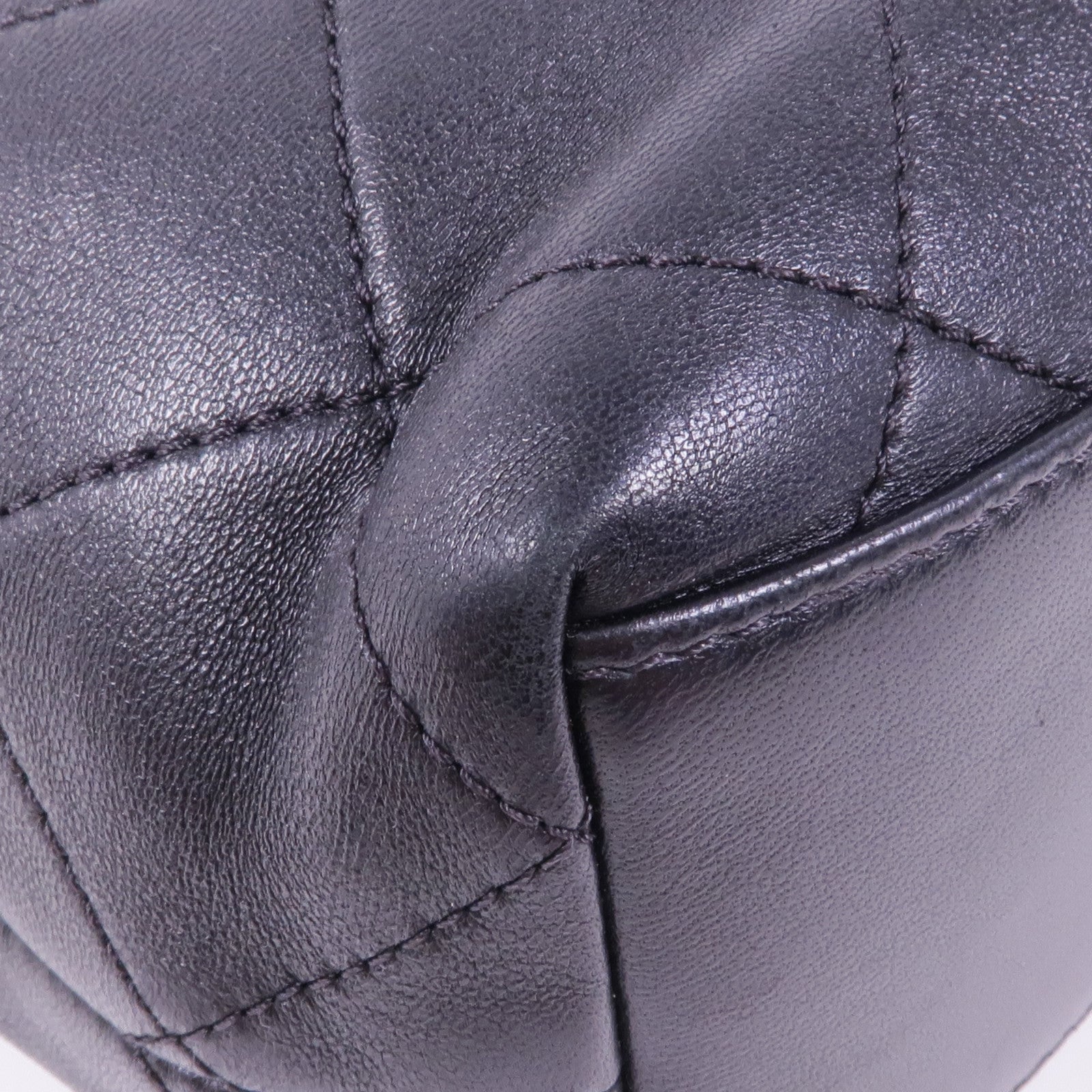 CHANEL 羊皮皮革Shoulder Bag金扣肩背袋