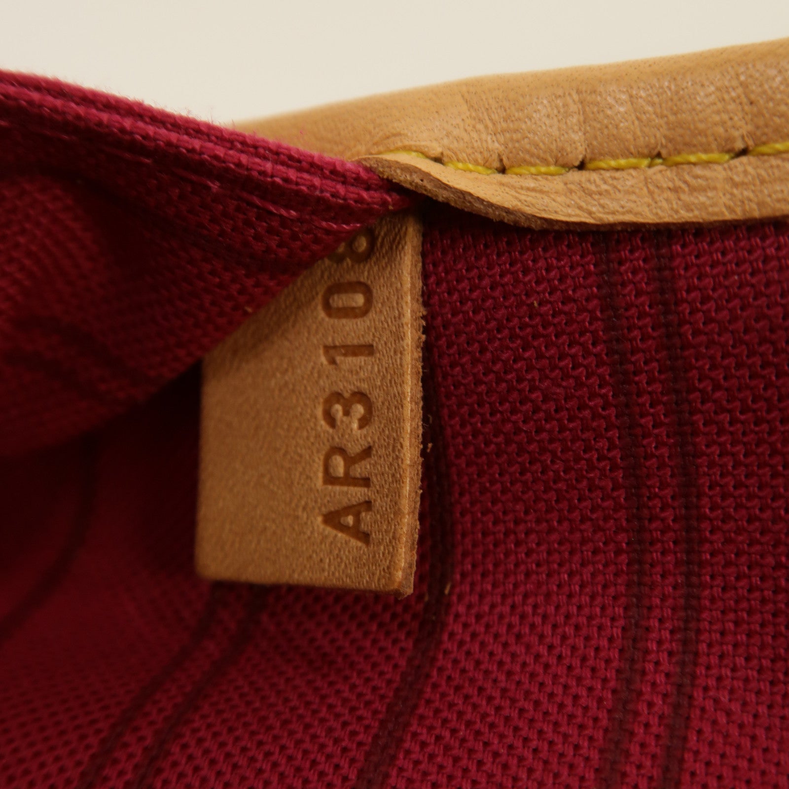 LOUIS VUITTON Monogram Patches Neverfull MM金扣手挽袋啡色